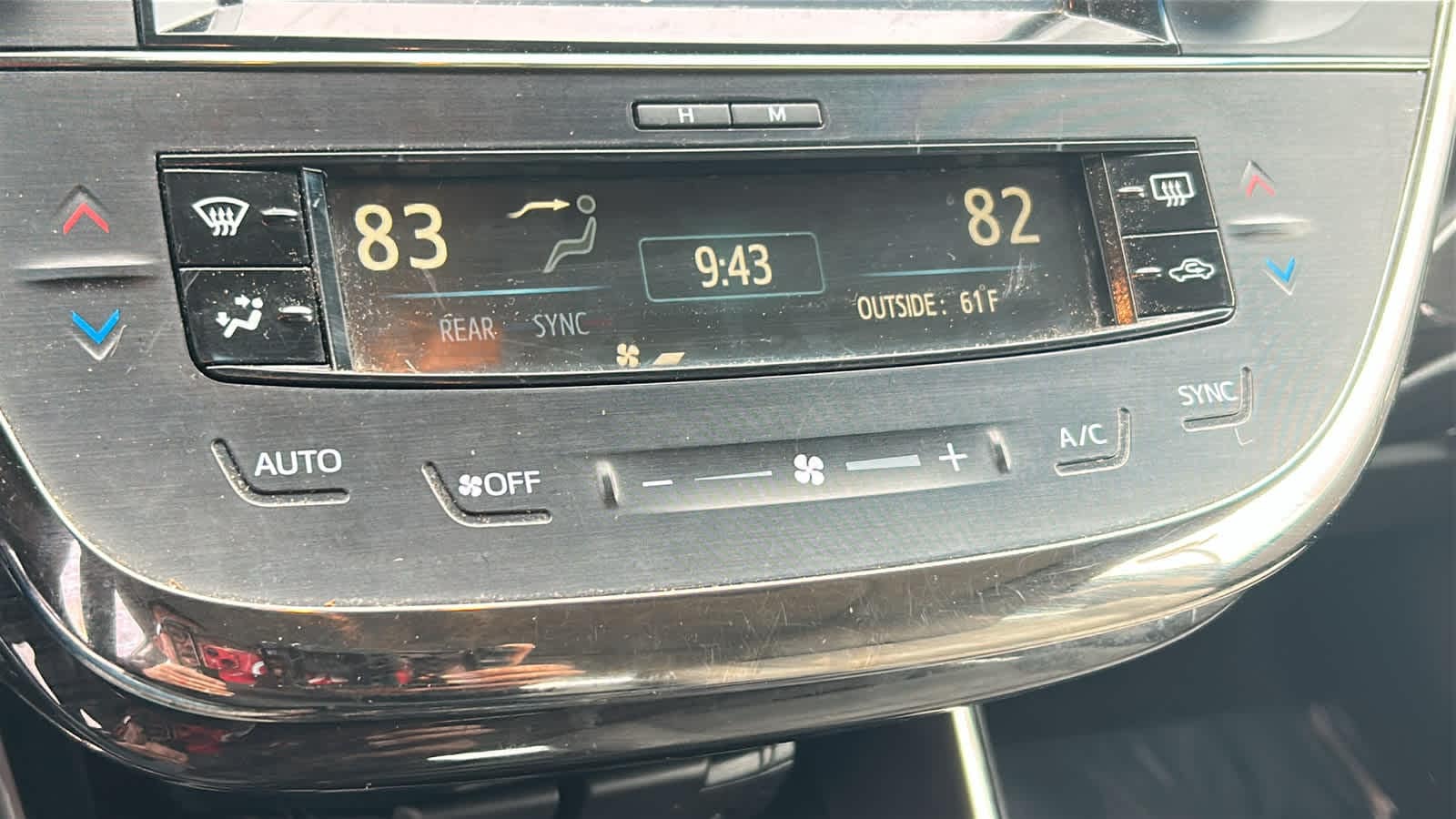 Thumbnail: 2015 Toyota Avalon - 14