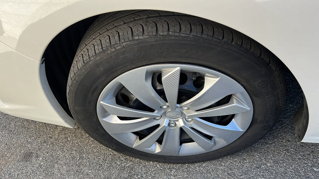 Used 2021 Subaru Impreza 5Door Base Trim Level Crystal White Pearl For