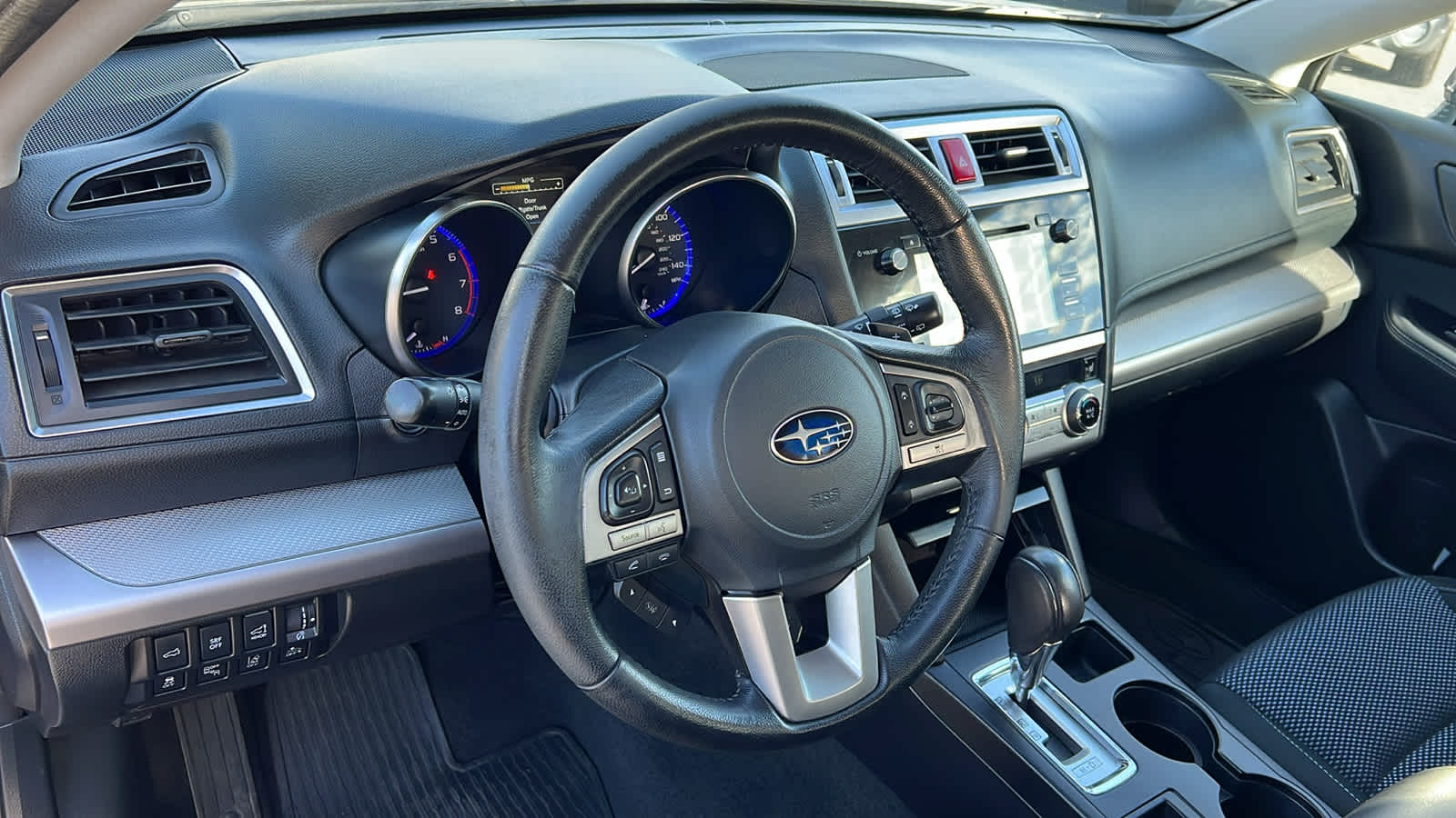 Thumbnail: 2015 Subaru Outback - 10