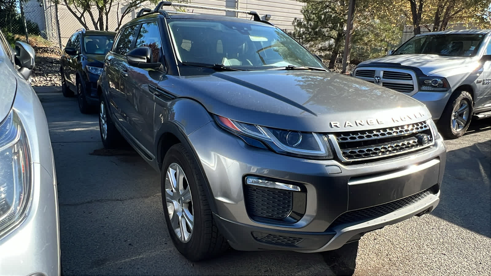Thumbnail: 2017 Land Rover Range Rover Evoque - 21