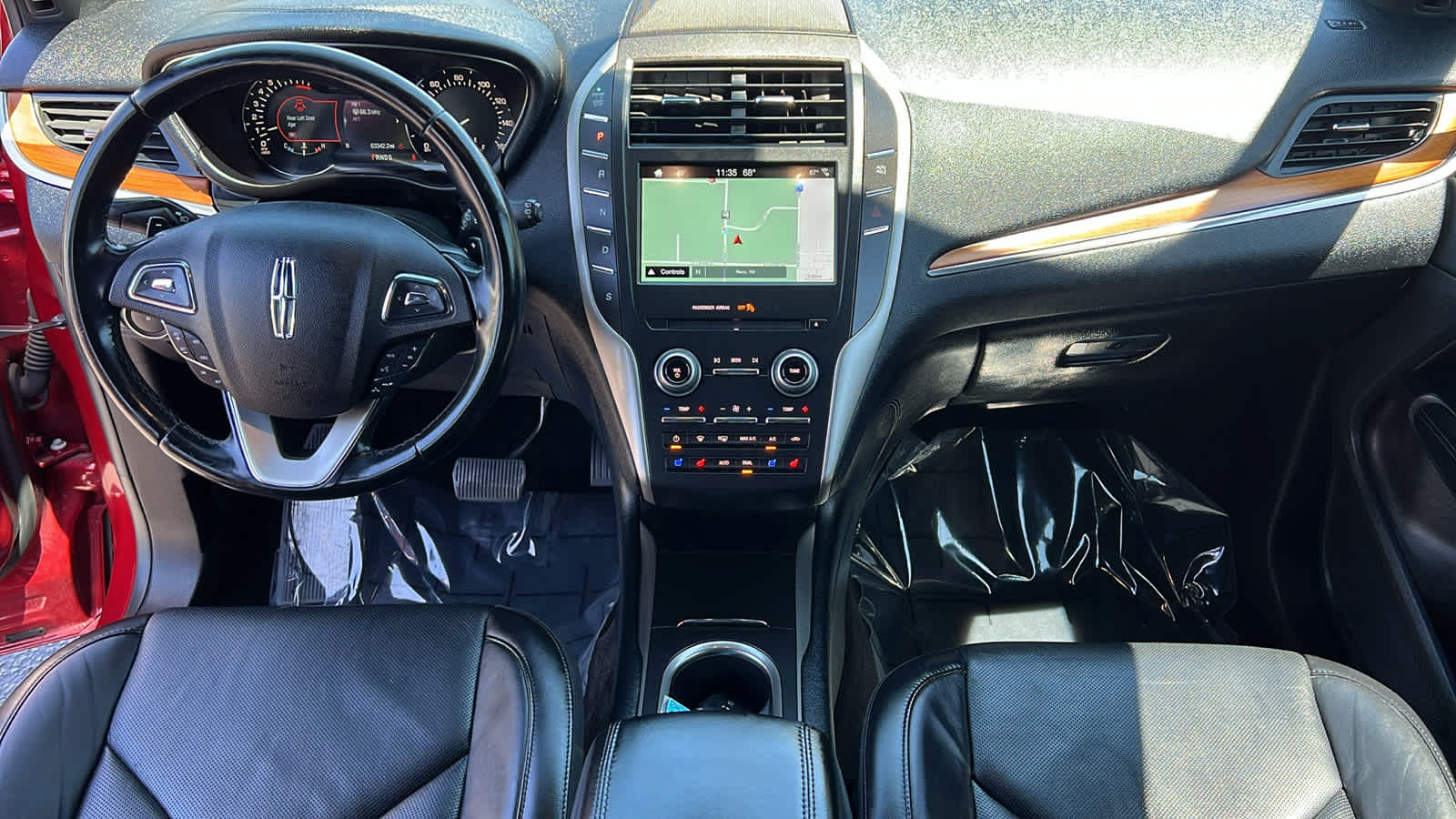 Thumbnail: 2017 Lincoln MKC - 26