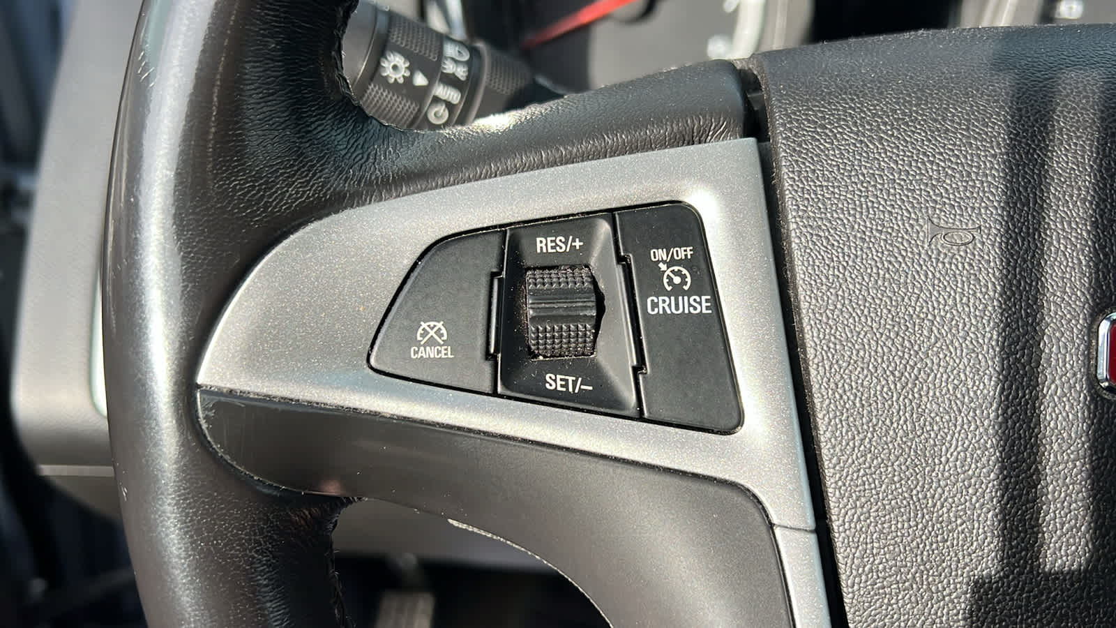 Thumbnail: 2015 GMC Terrain - 10