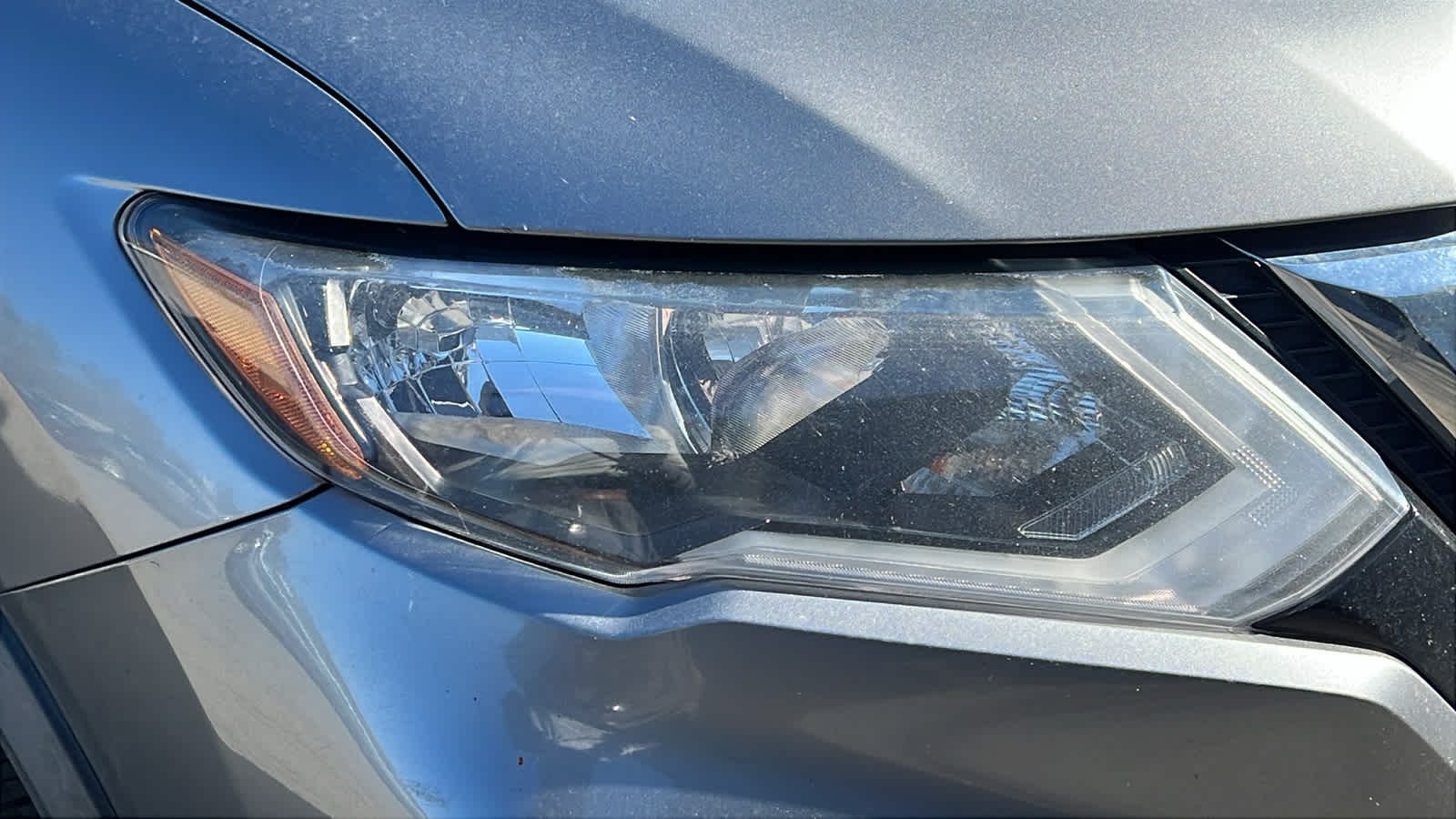 Thumbnail: 2017 Nissan Rogue - 4