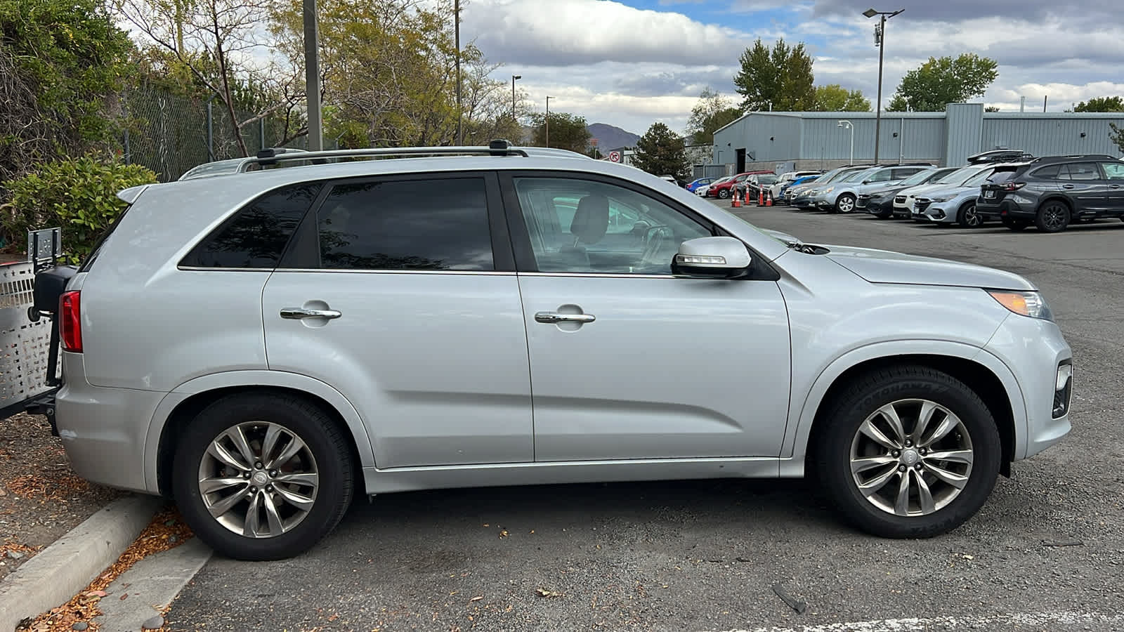 Thumbnail: 2012 Kia Sorento - 10