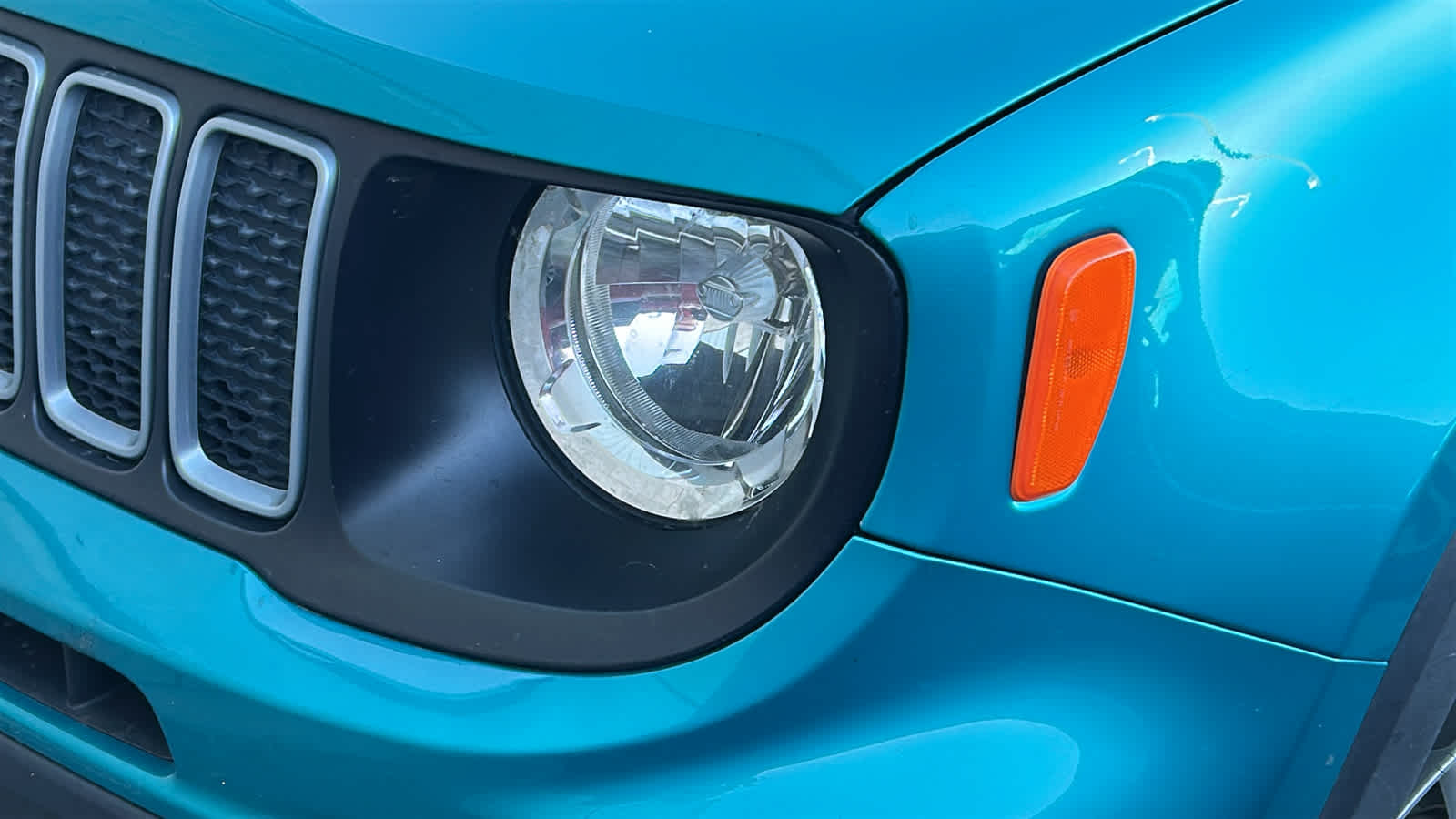 2022 Jeep Renegade Sport photo 2