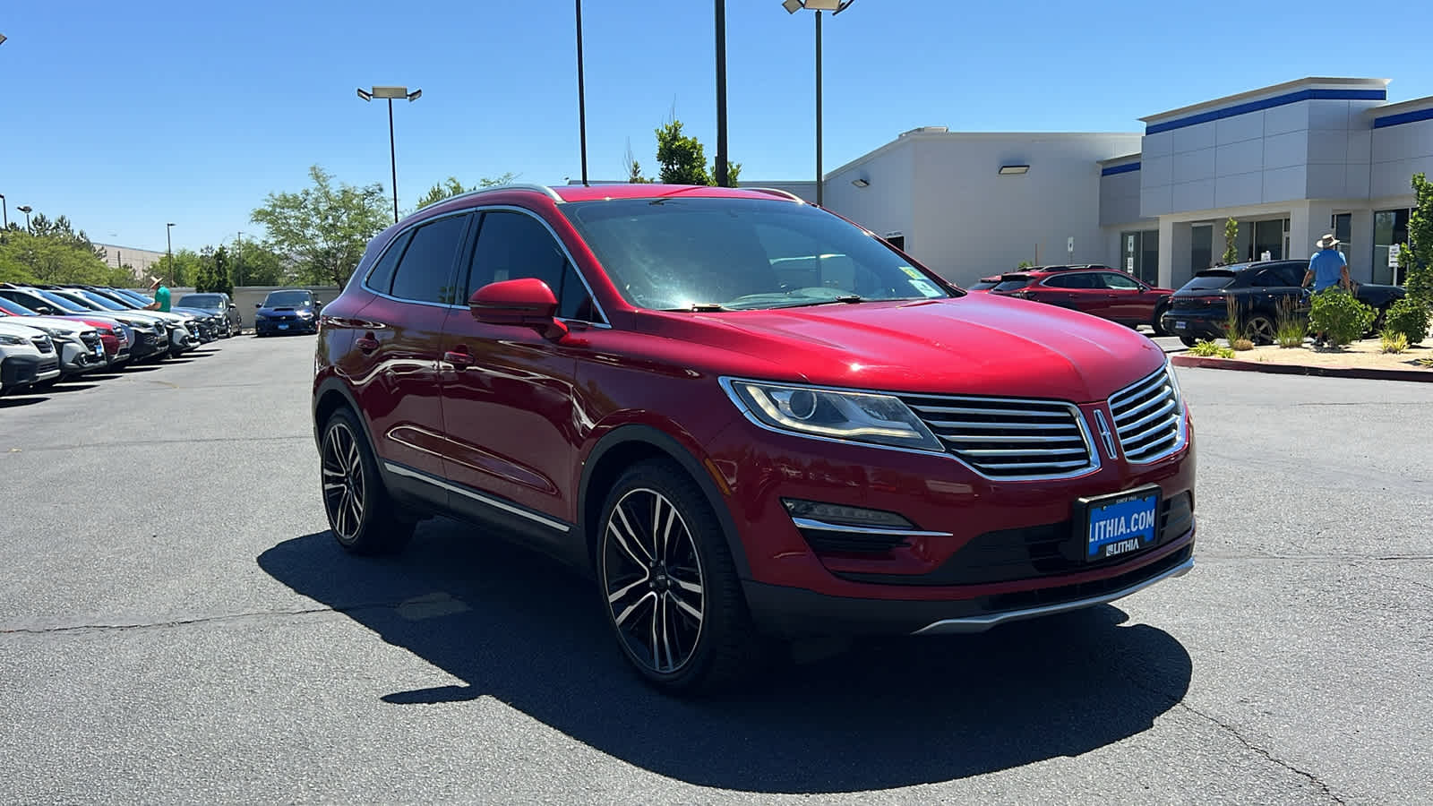 Thumbnail: 2017 Lincoln MKC - 3