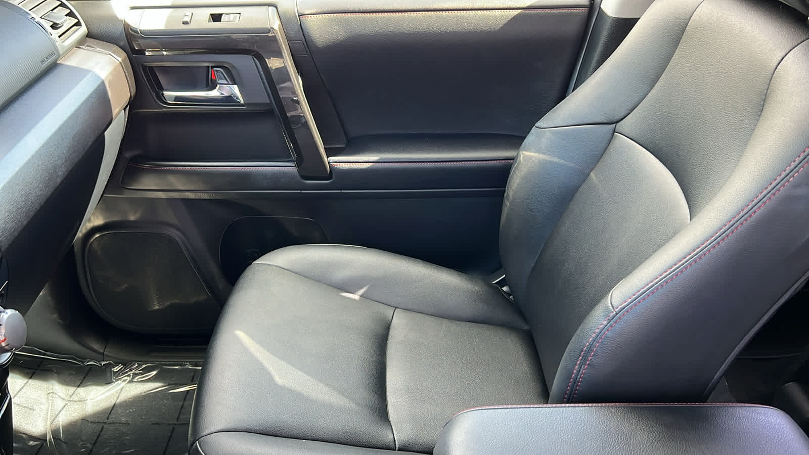 Thumbnail: 2021 Toyota 4Runner - 12