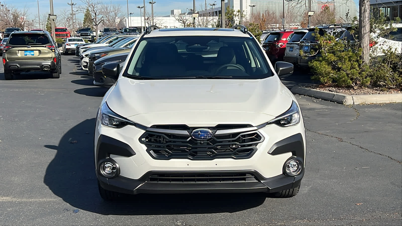 2026 Subaru Crosstrek Limited Hybrid photo 2