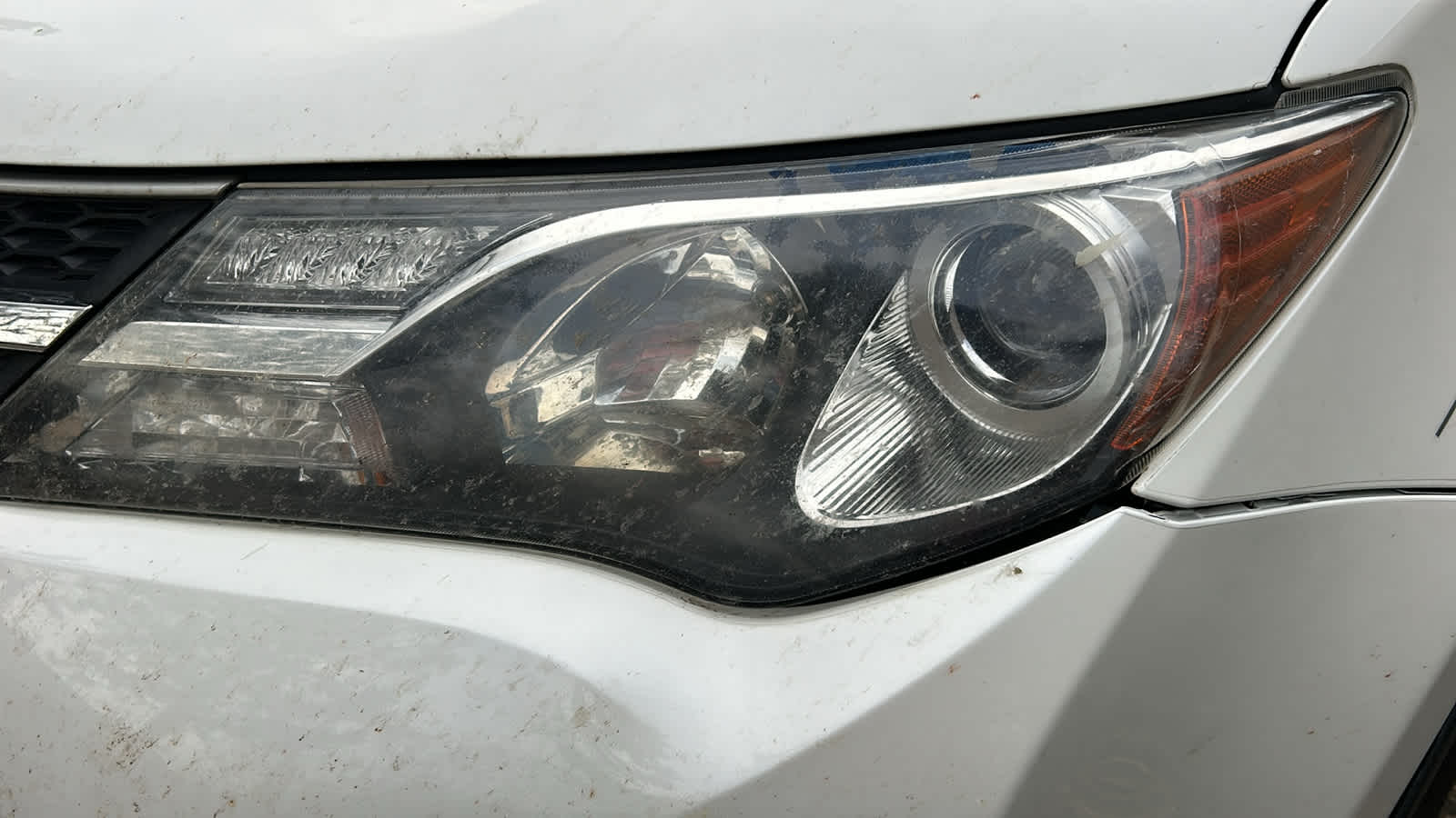 Thumbnail: 2015 Toyota RAV4 - 2