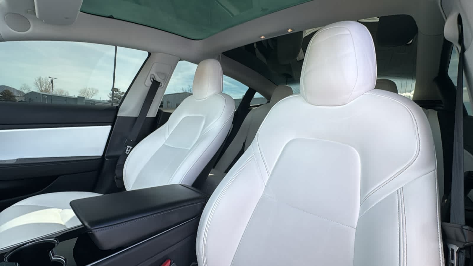 Thumbnail: 2019 Tesla Model 3 - 11