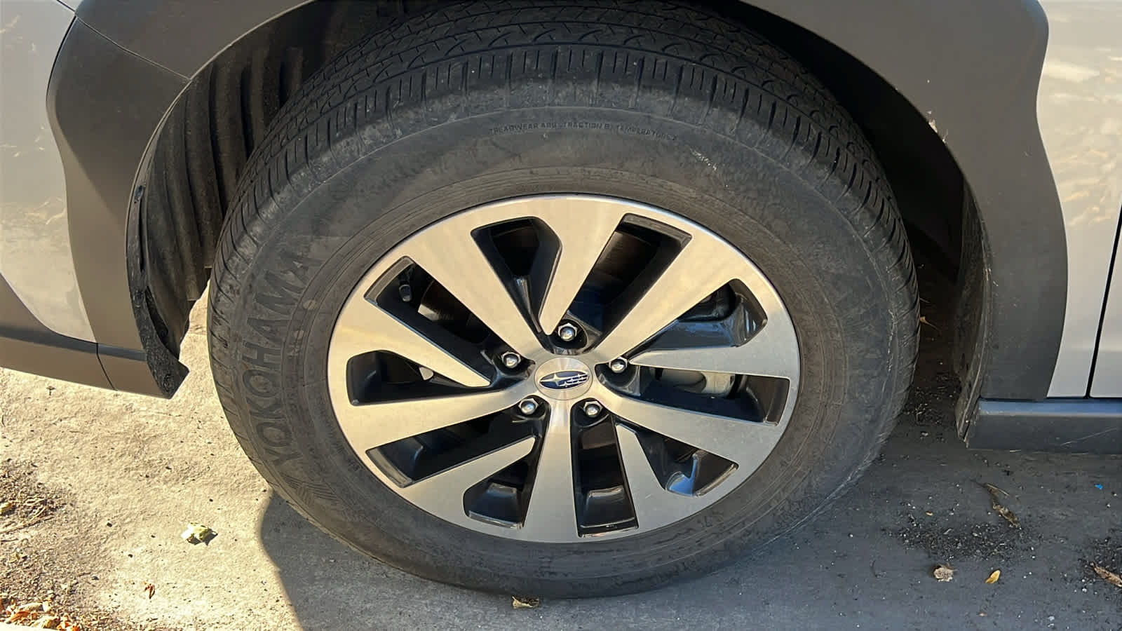 2024 Subaru Outback Premium photo 2