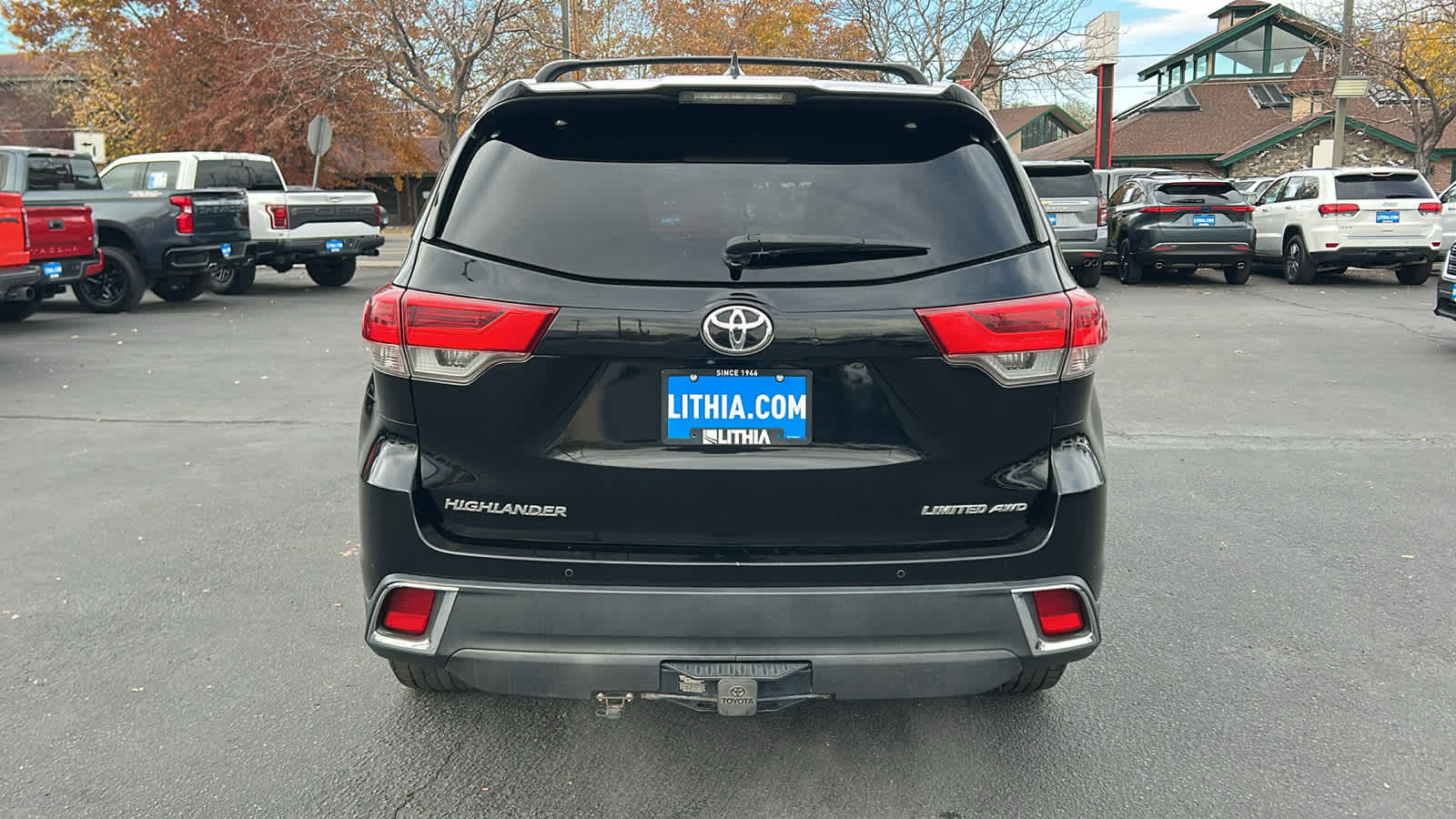 Thumbnail: 2018 Toyota Highlander - 6