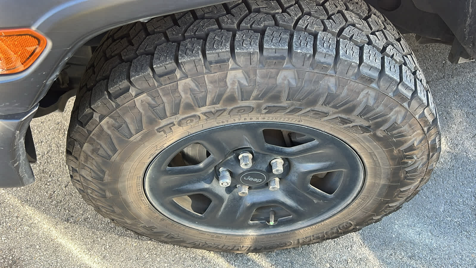 Thumbnail: 2022 Jeep Wrangler - 3