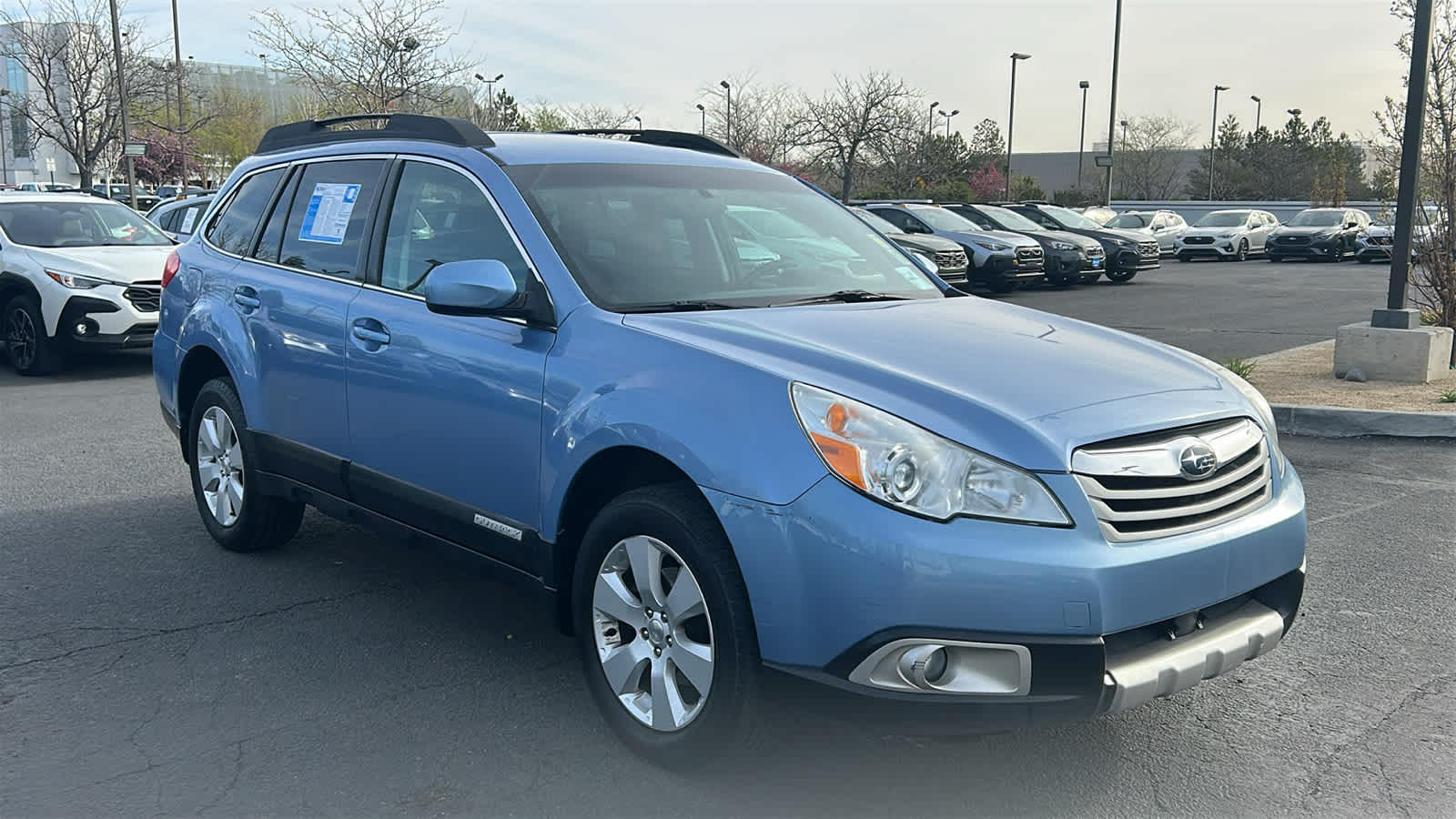 Thumbnail: 2011 Subaru Outback - 3