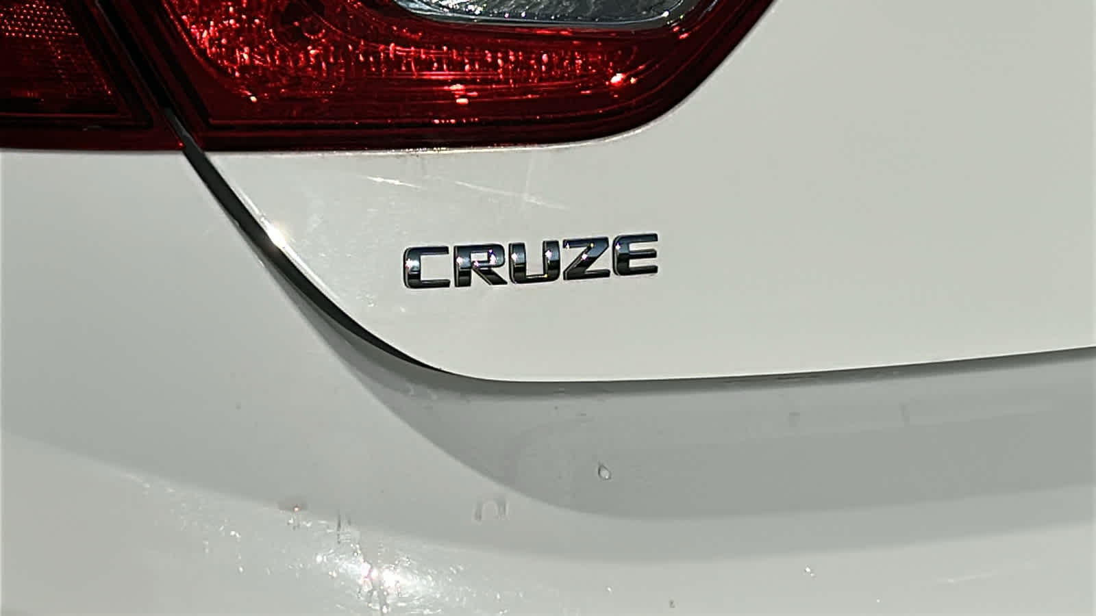 Thumbnail: 2019 Chevrolet Cruze - 28