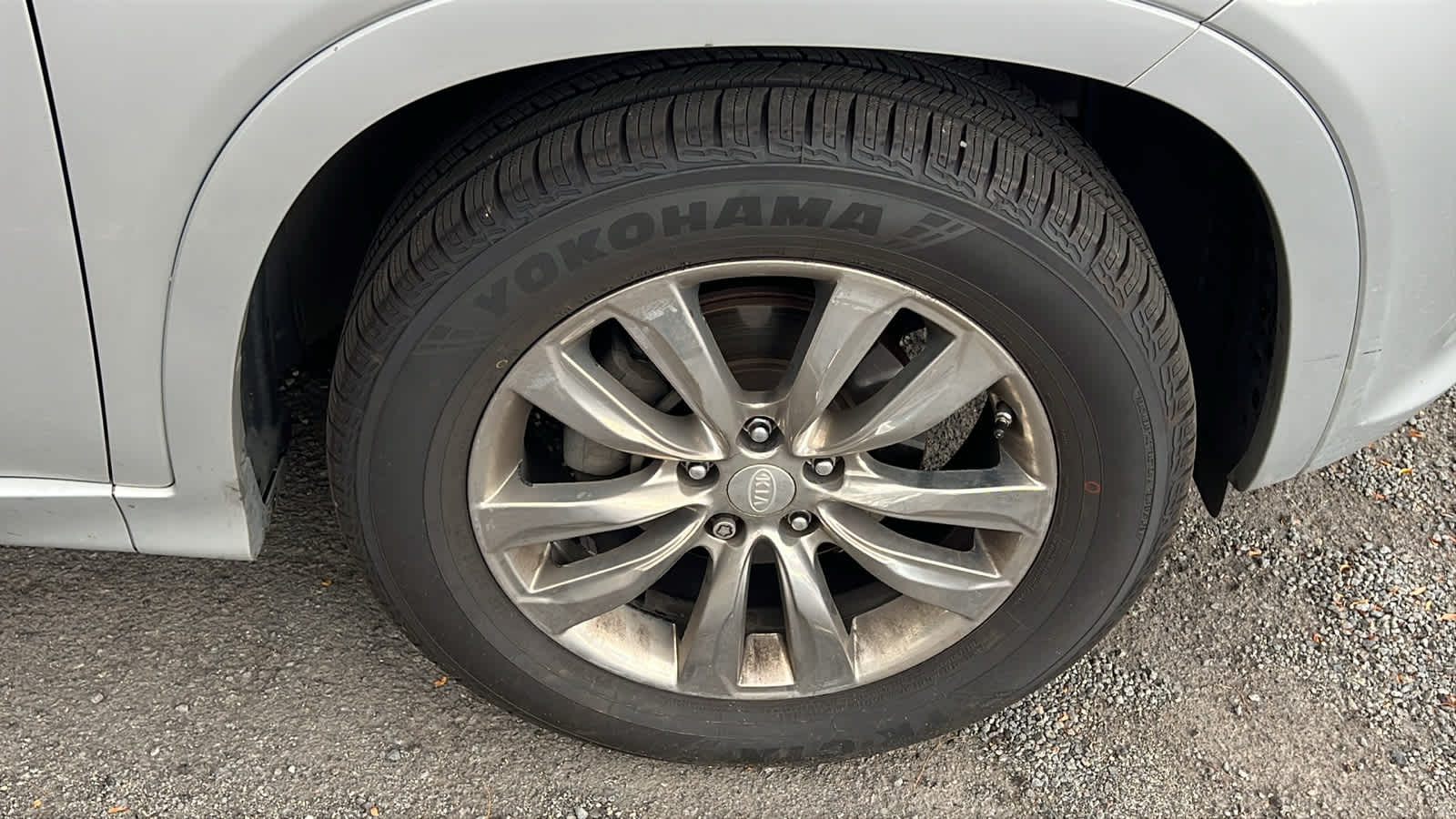 Thumbnail: 2012 Kia Sorento - 5