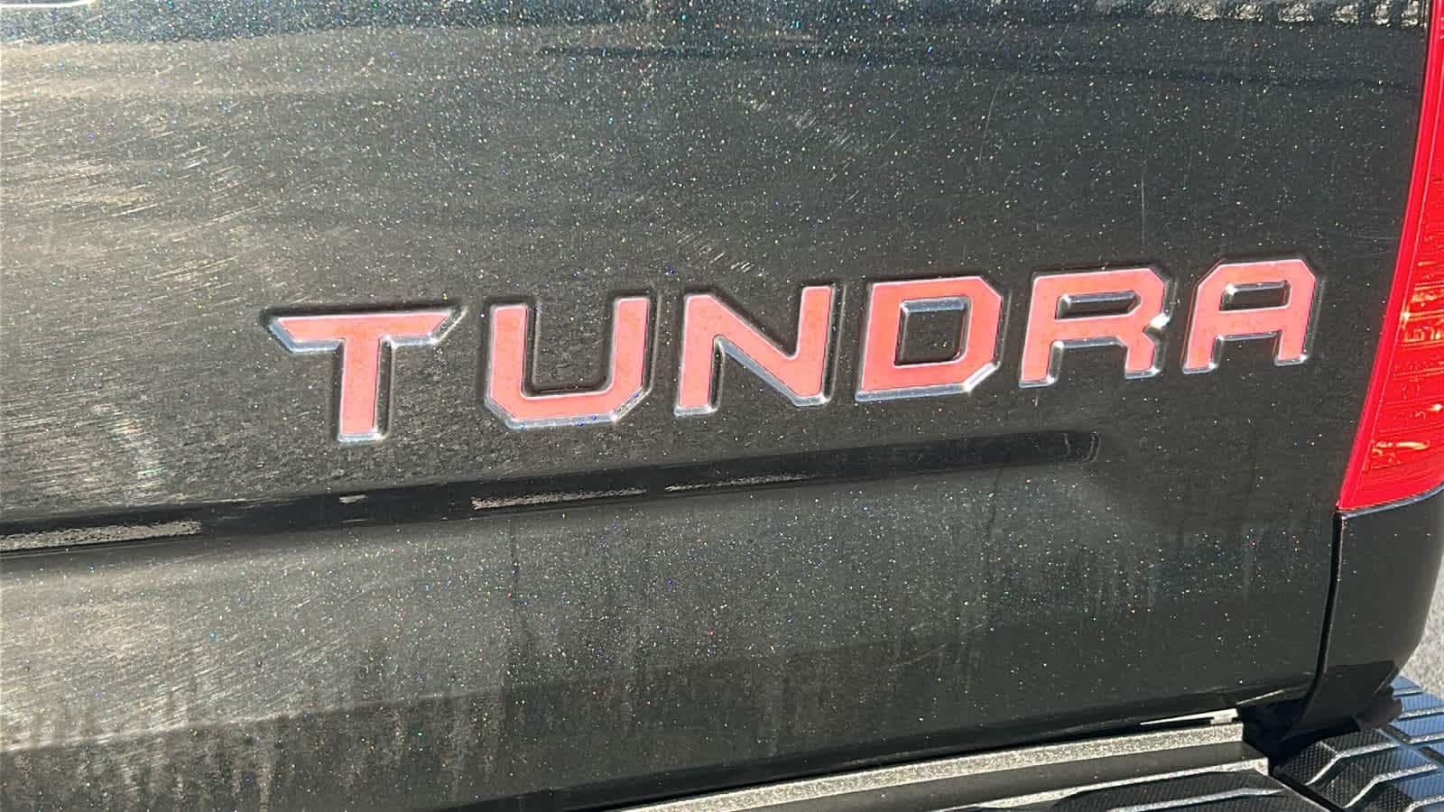 Thumbnail: 2018 Toyota Tundra - 27