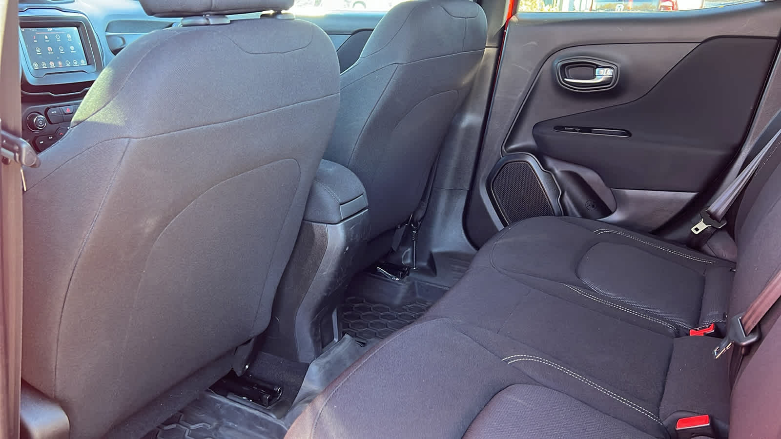 Thumbnail: 2021 Jeep Renegade - 24