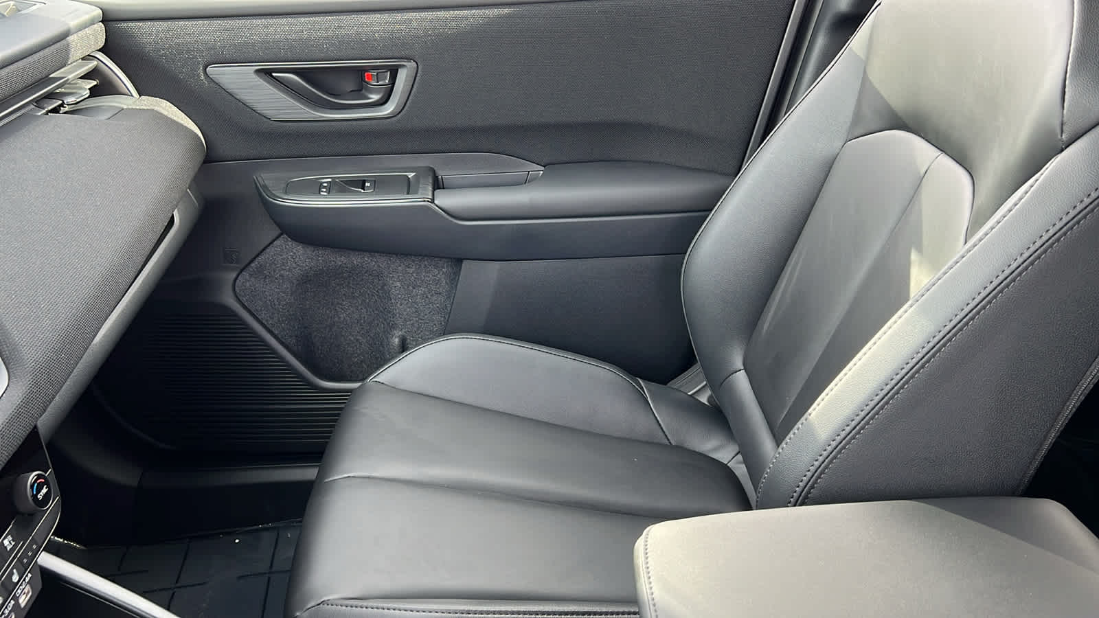 Thumbnail: 2026 Subaru Outback - 12