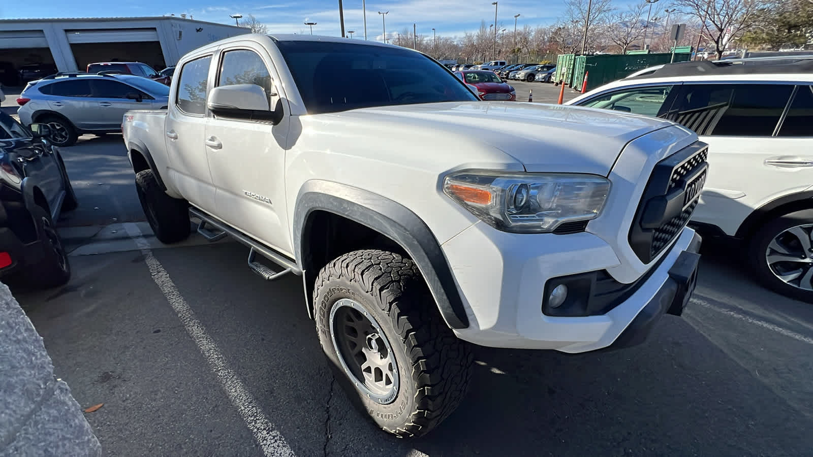 Thumbnail: 2017 Toyota Tacoma - 21