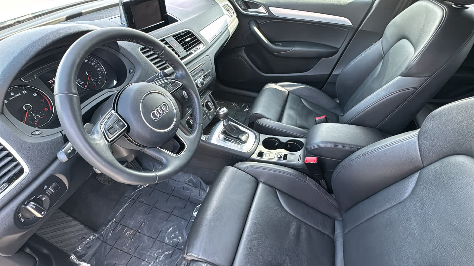 Thumbnail: 2018 Audi Q3 - 10