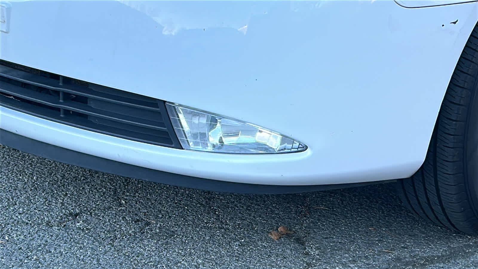 2010 Hyundai Elantra Blue GLS SE photo 3