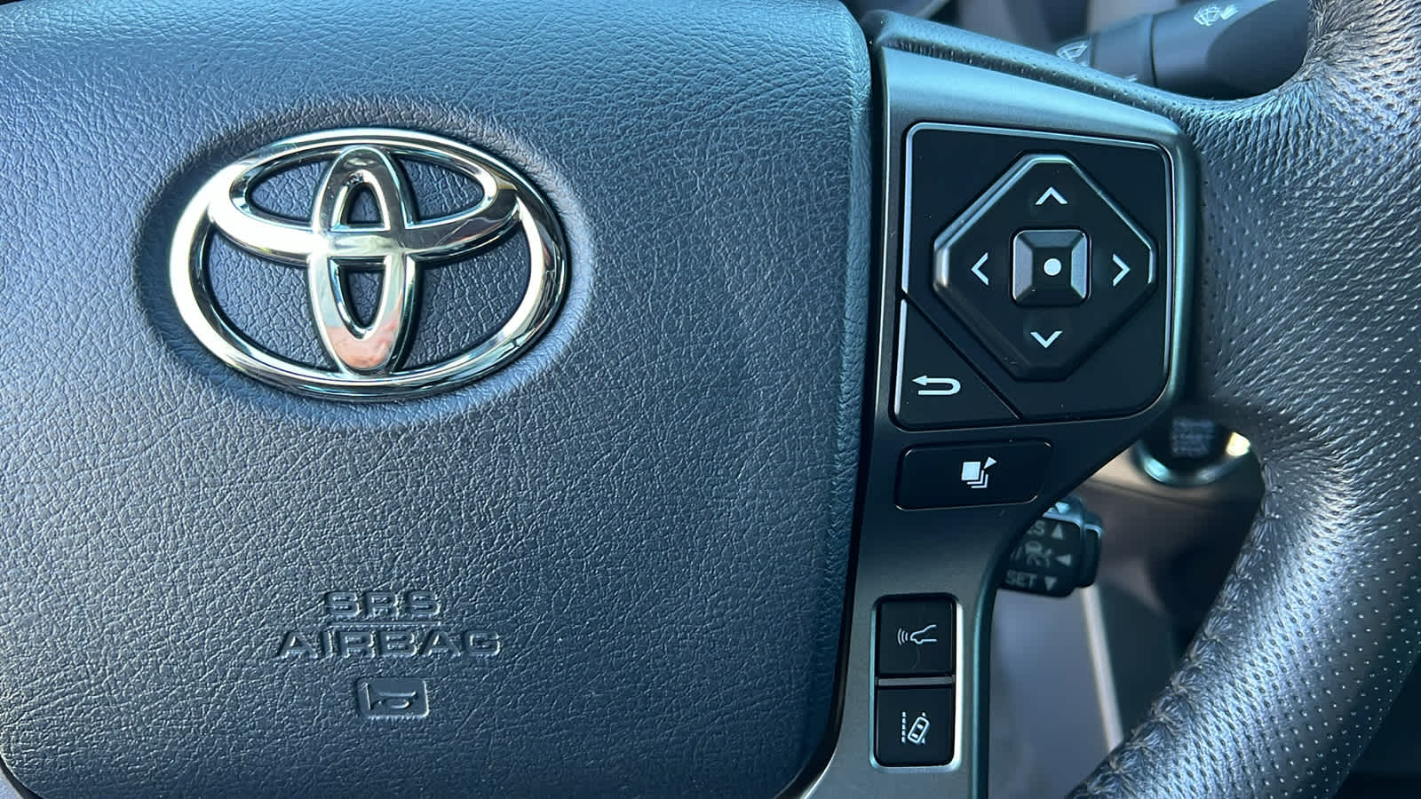Thumbnail: 2019 Toyota Tacoma - 20