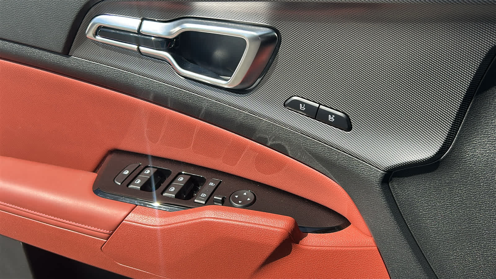 Thumbnail: 2025 Kia Sportage - 22