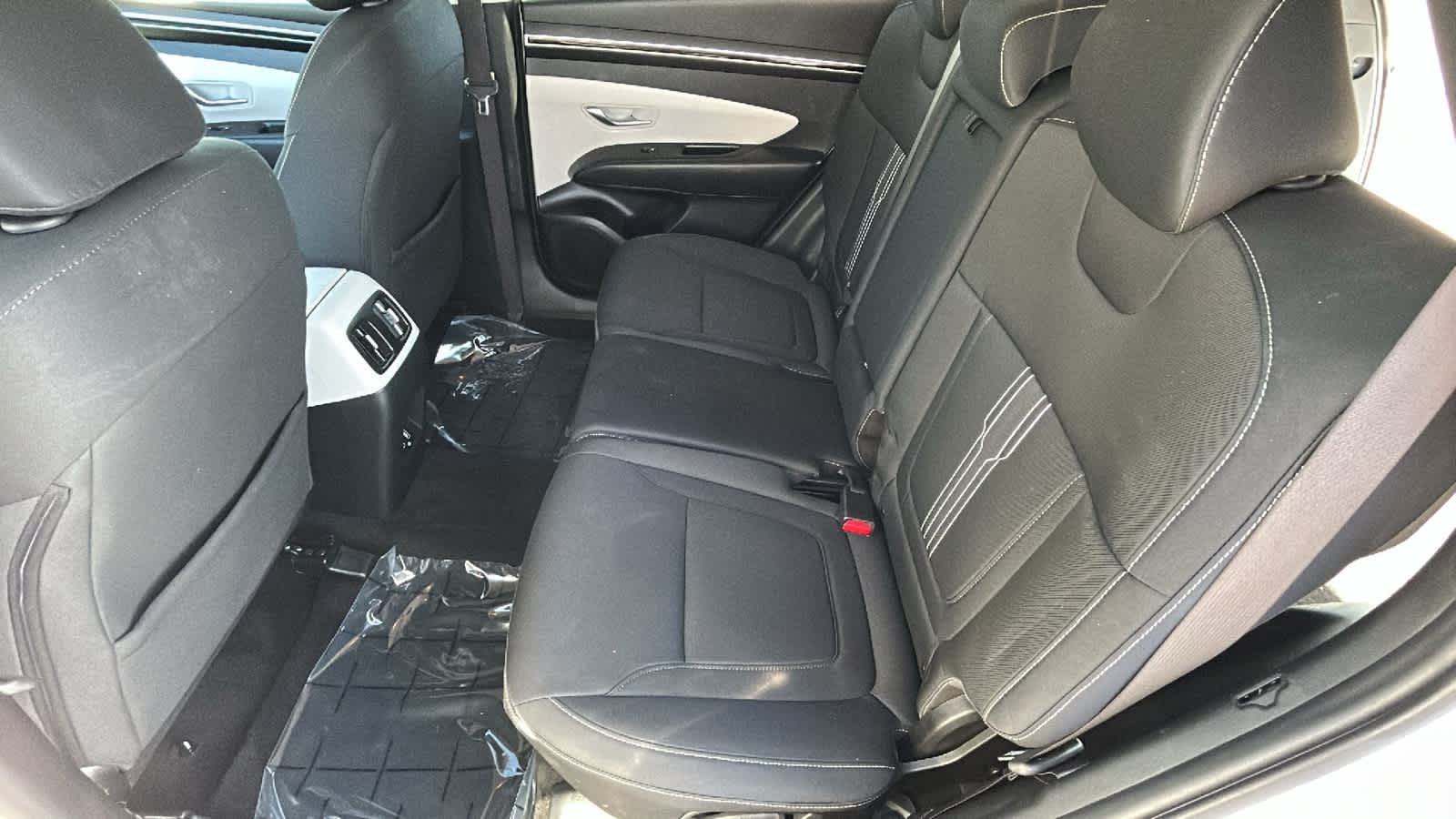 Thumbnail: 2023 Hyundai Tucson - 24