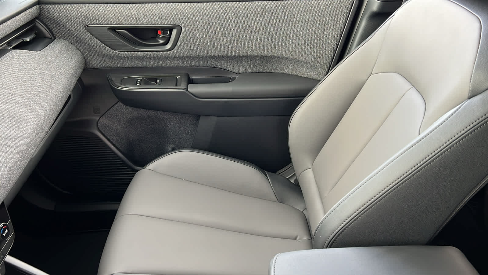 Thumbnail: 2026 Subaru Outback - 12