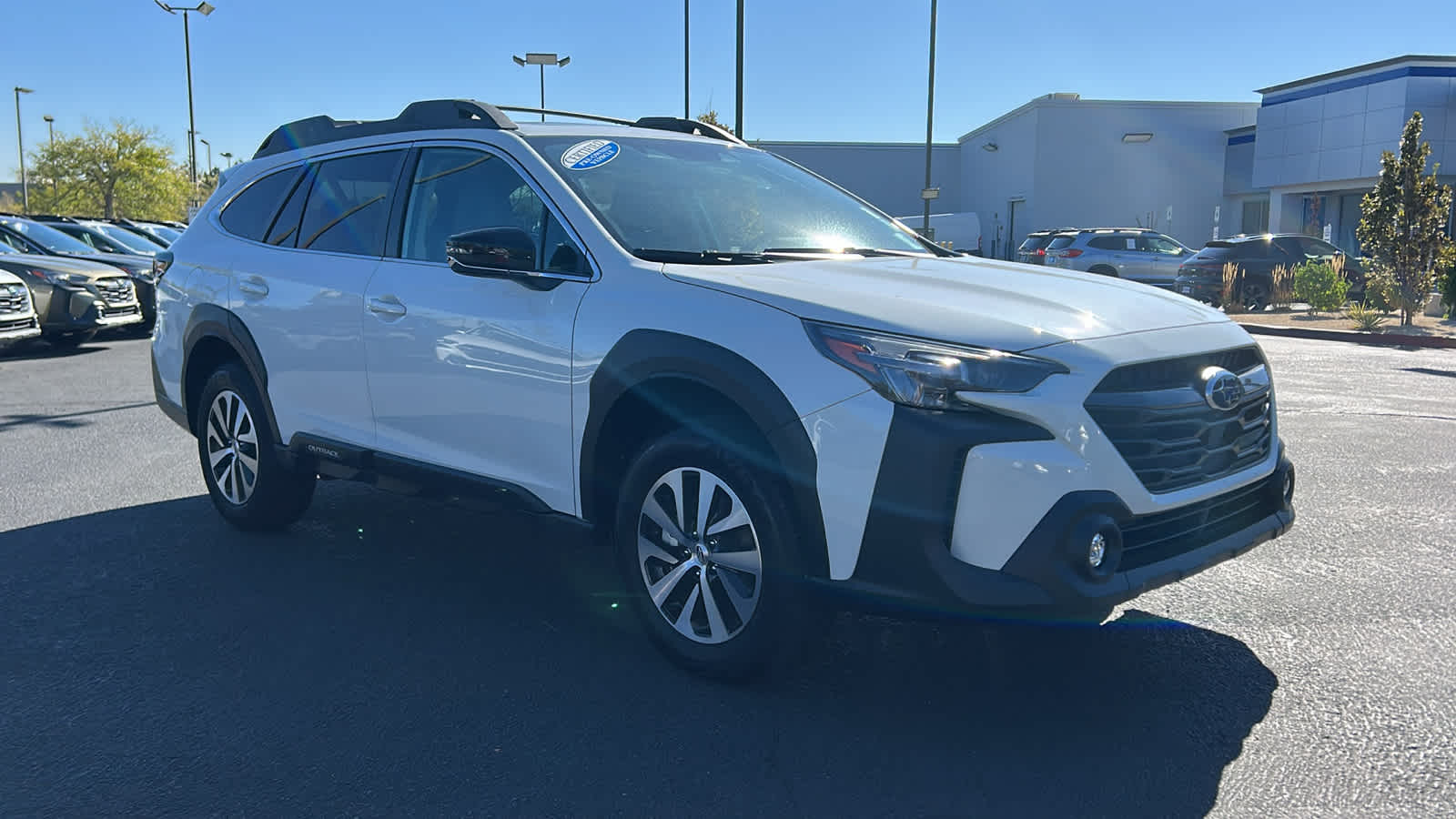2025 Subaru Outback Premium photo 3