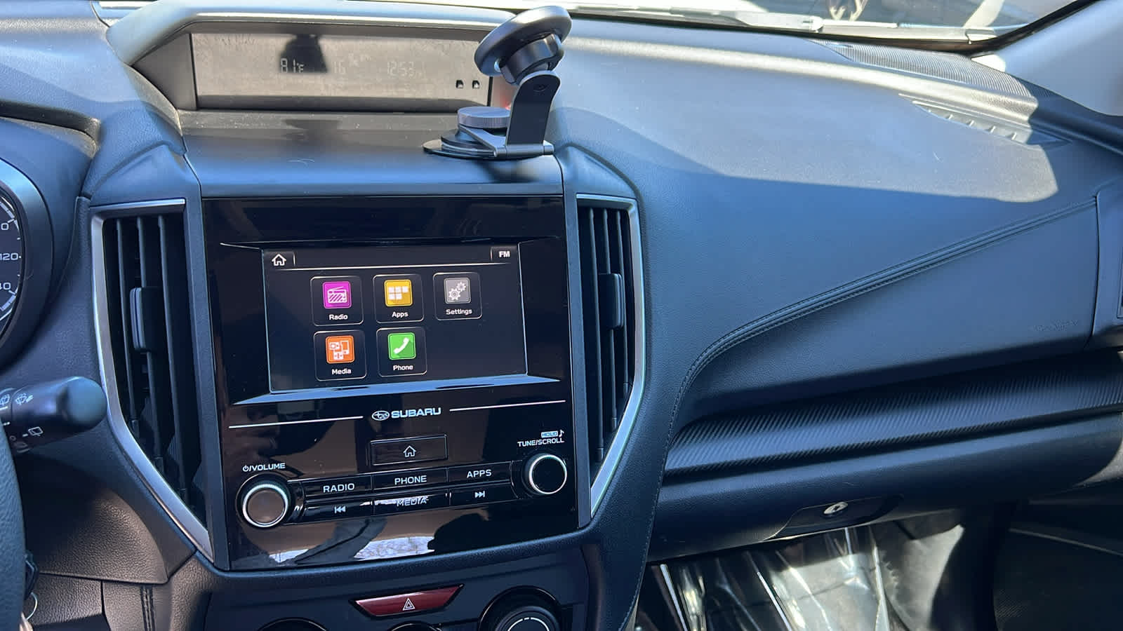 Thumbnail: 2018 Subaru Impreza - 15