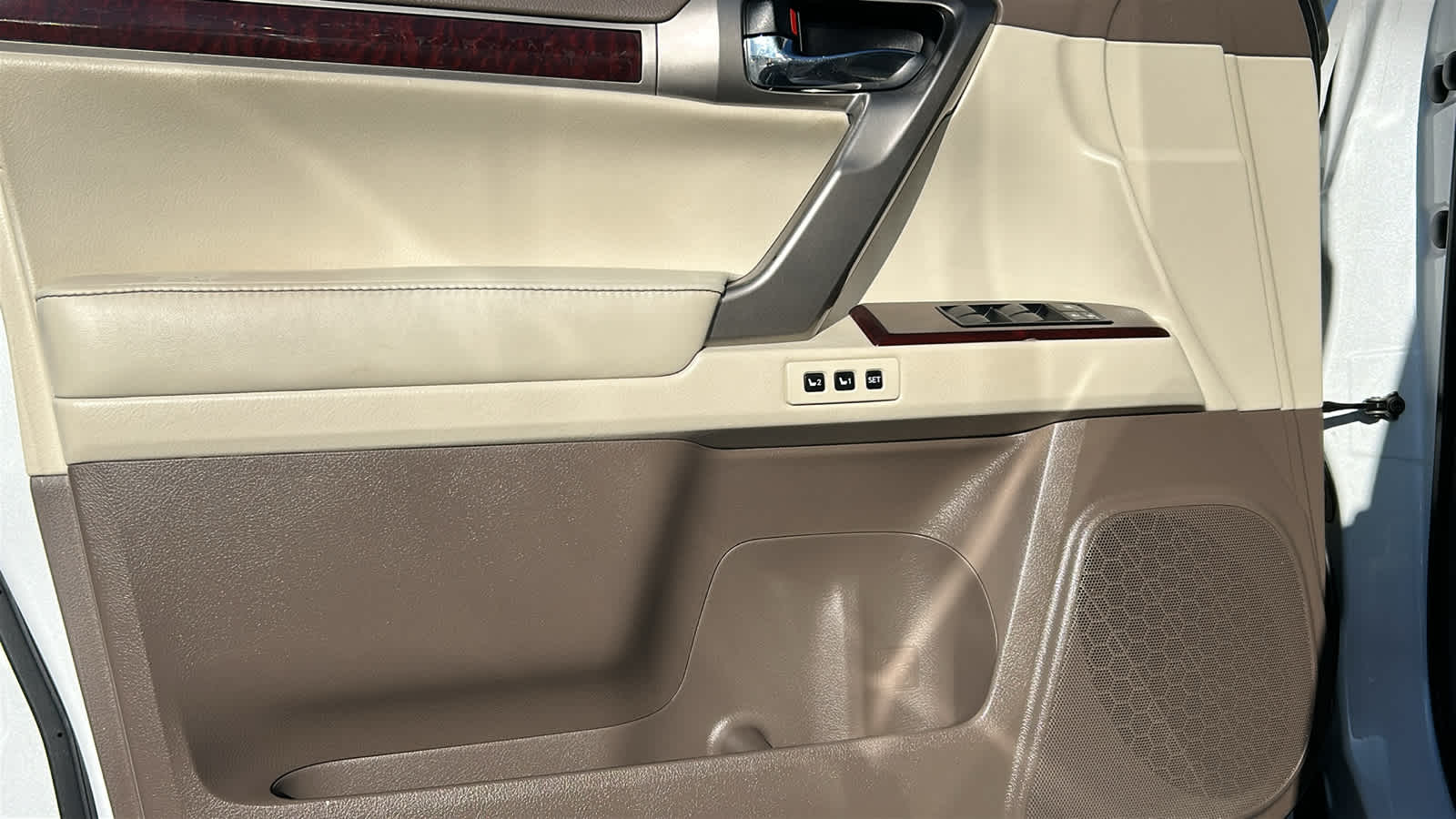 Thumbnail: 2018 Lexus GX - 23