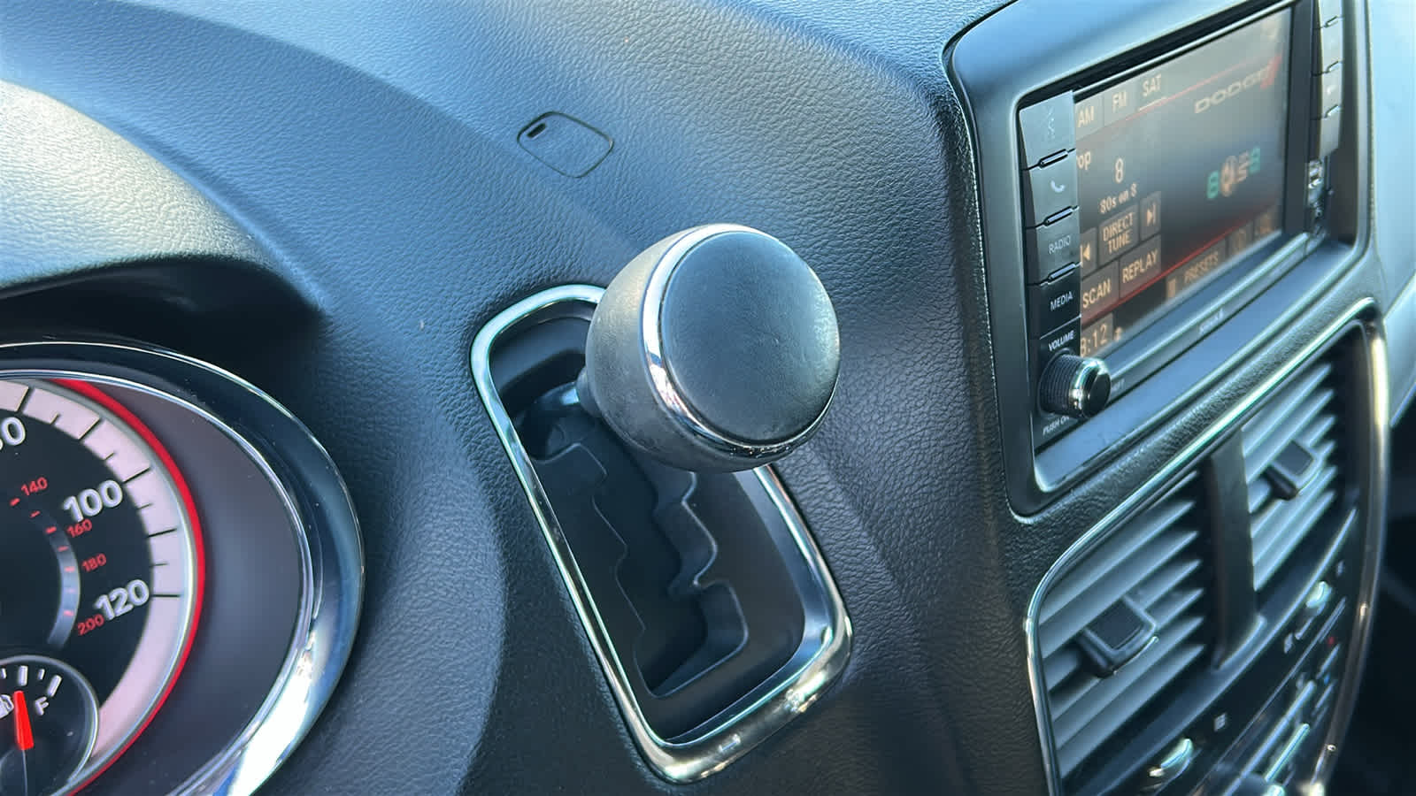 Thumbnail: 2018 Dodge Grand Caravan - 13