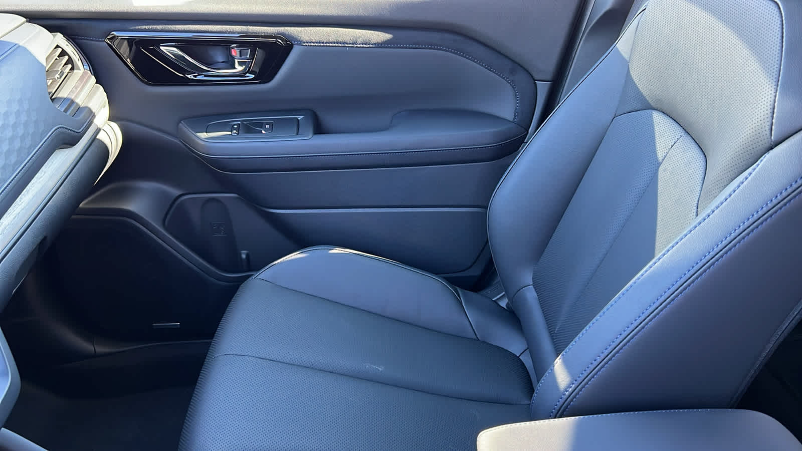 Thumbnail: 2025 Subaru Forester - 12