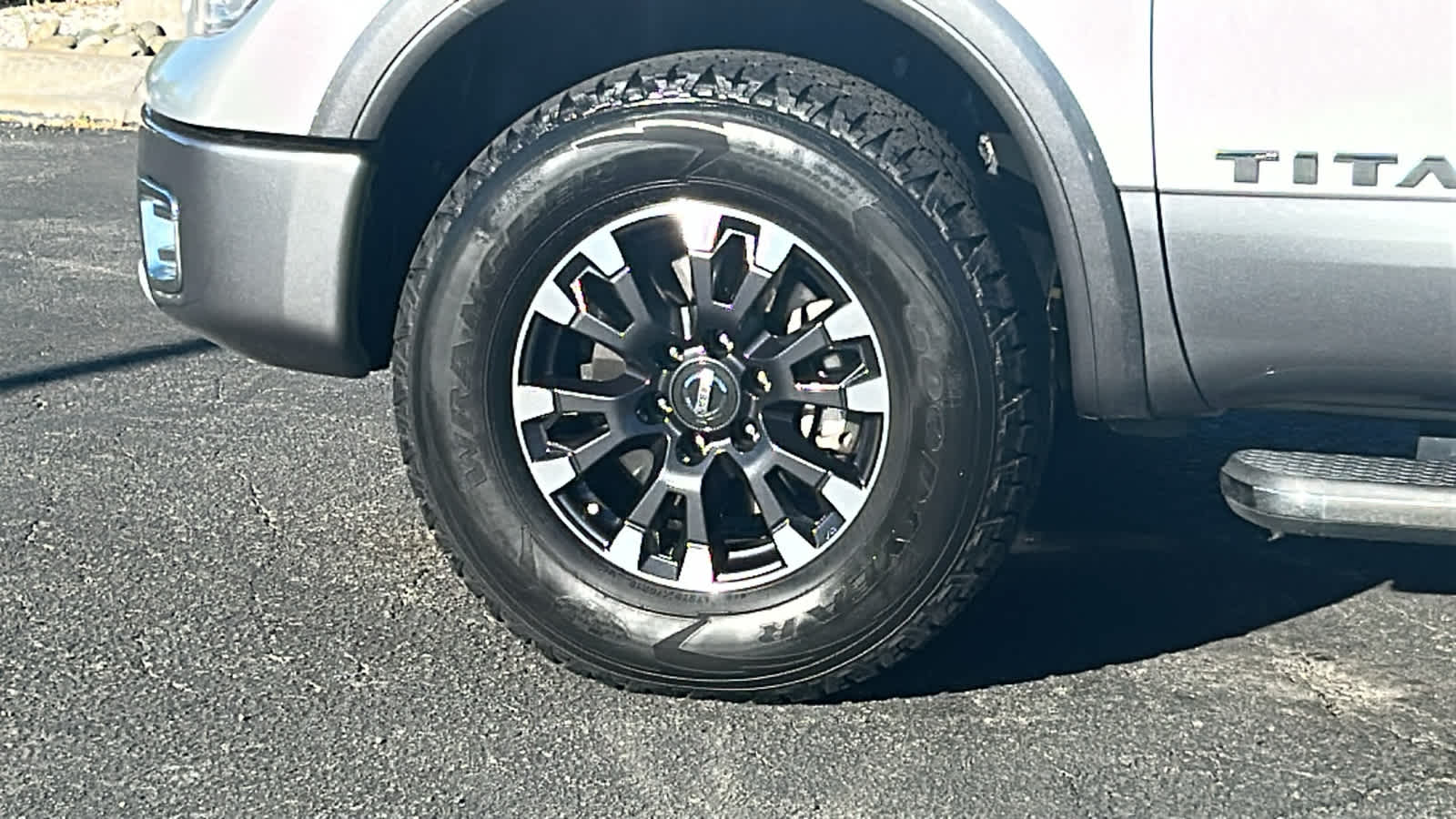 Thumbnail: 2017 Nissan Titan - 9