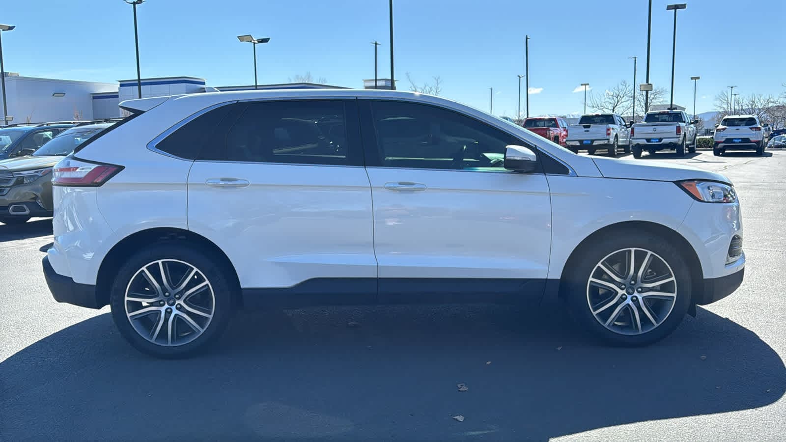 Thumbnail: 2020 Ford Edge - 4