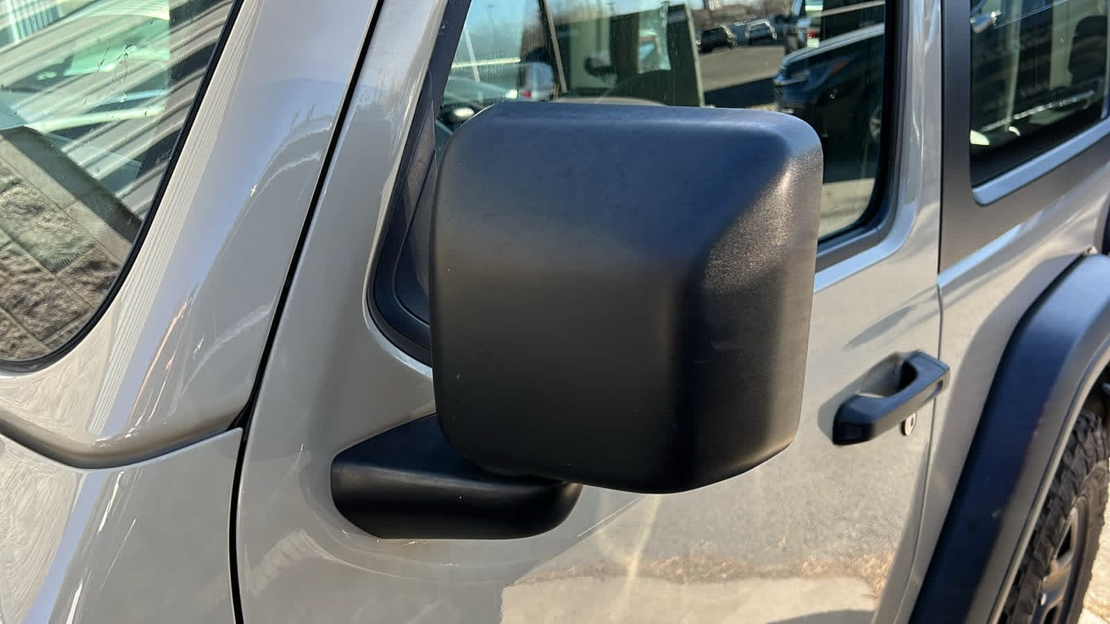 Thumbnail: 2022 Jeep Wrangler - 19