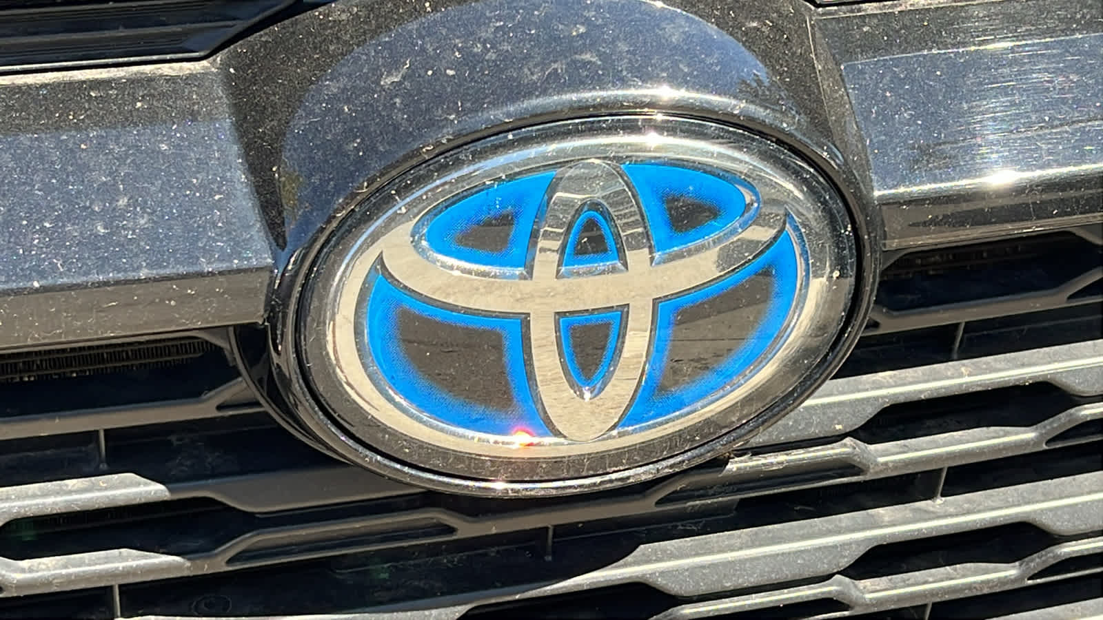 Thumbnail: 2023 Toyota RAV4 - 5