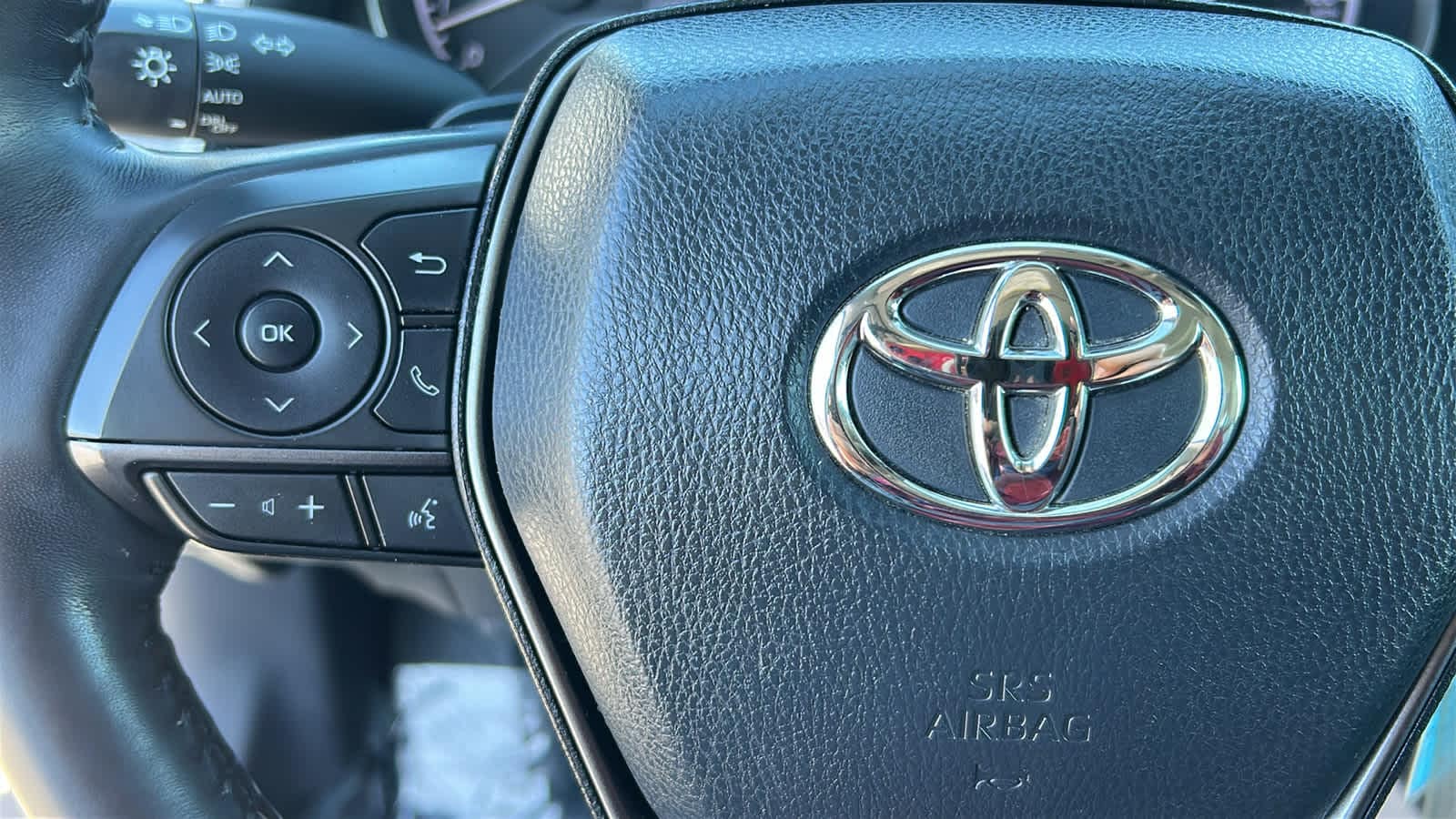 Thumbnail: 2021 Toyota Camry - 19