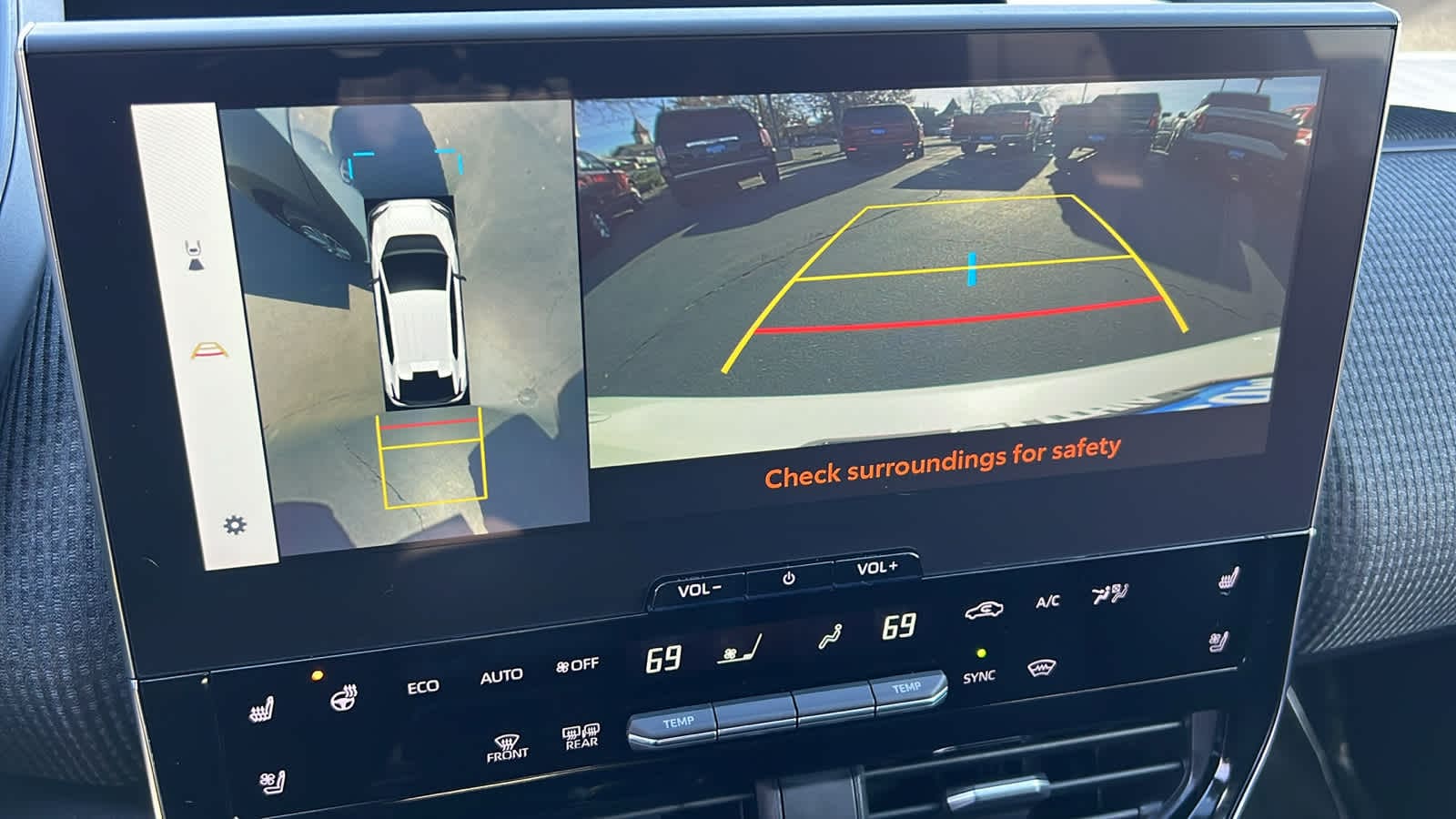 Thumbnail: 2023 Subaru Solterra - 16