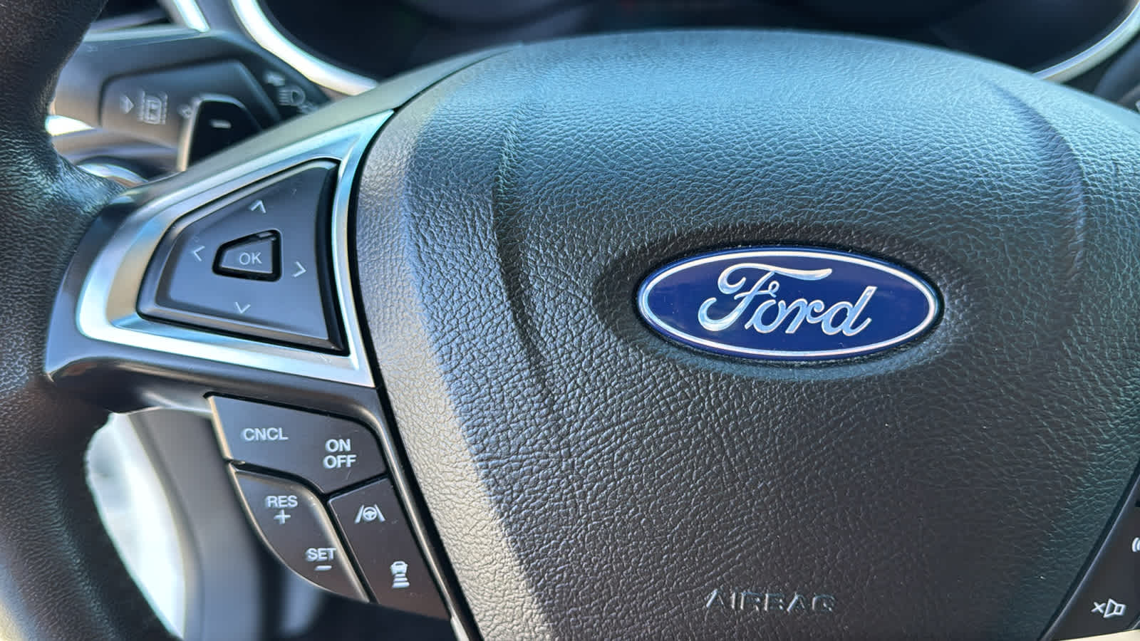 Thumbnail: 2020 Ford Edge - 19