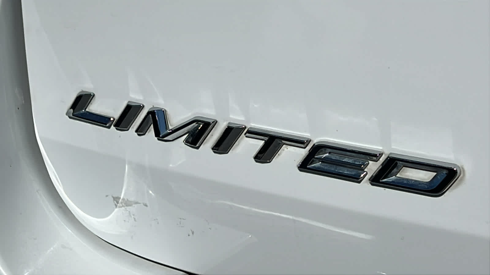 Thumbnail: 2022 Ford Explorer - 28