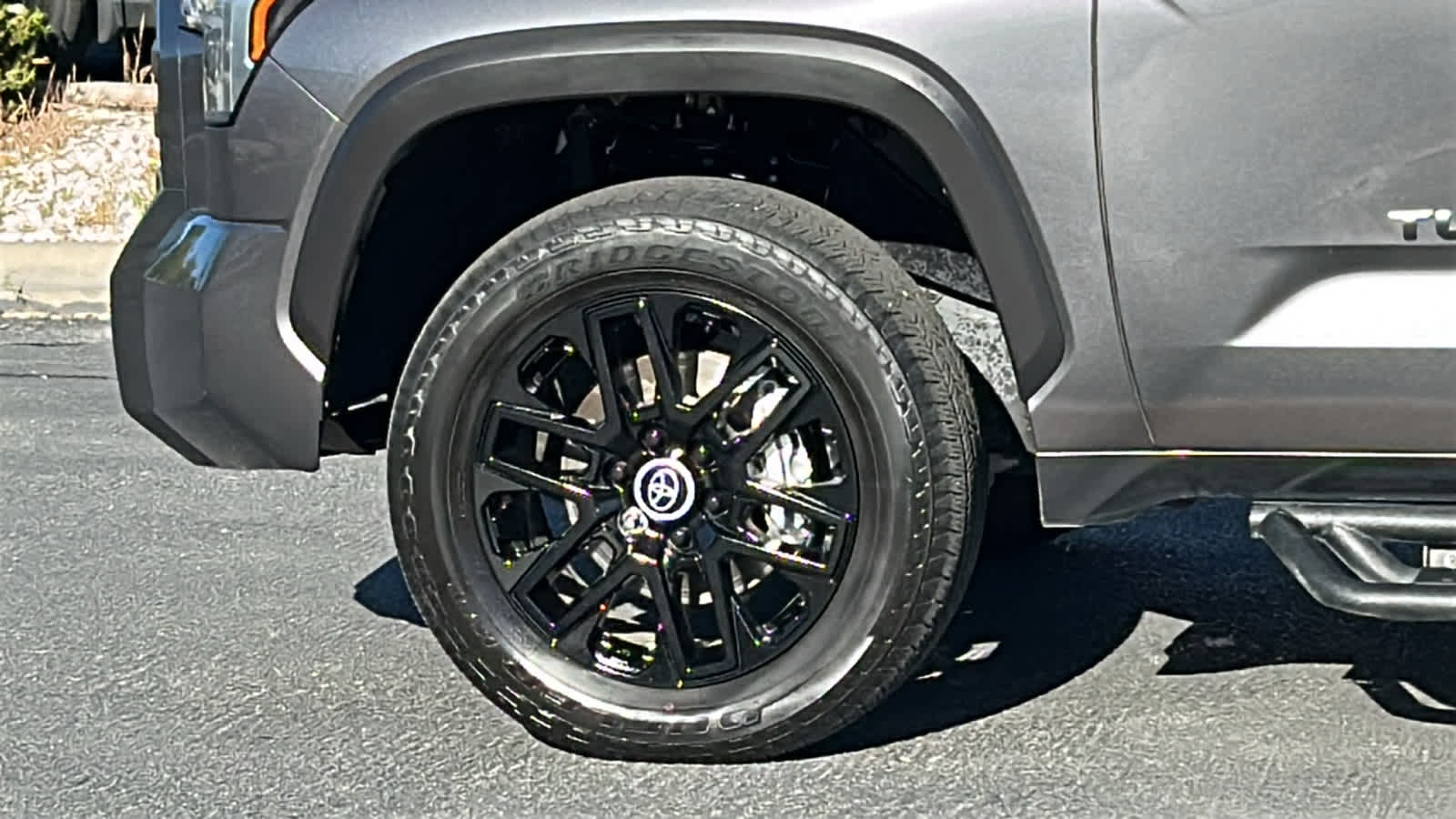 Thumbnail: 2024 Toyota Tundra - 9