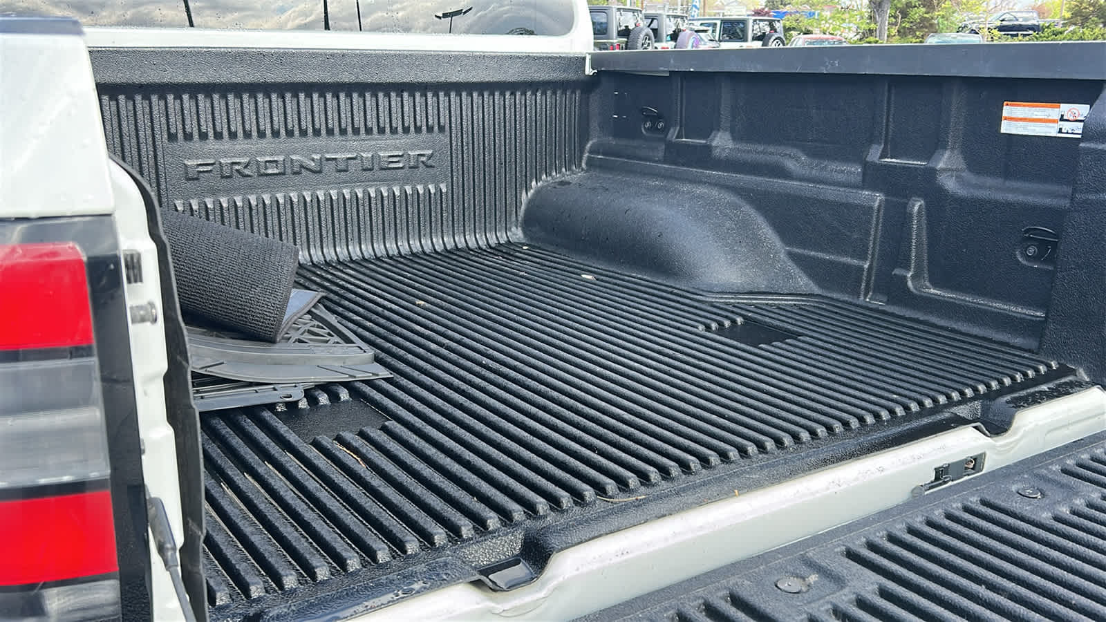 Thumbnail: 2023 Nissan Frontier - 27