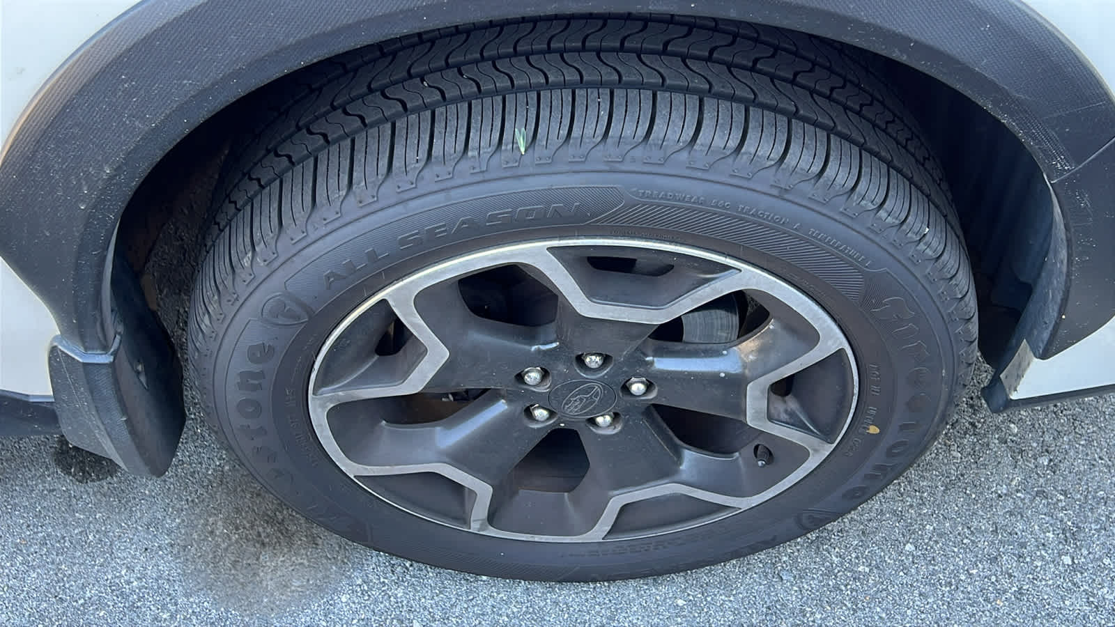 Thumbnail: 2014 Subaru XV Crosstrek - 18