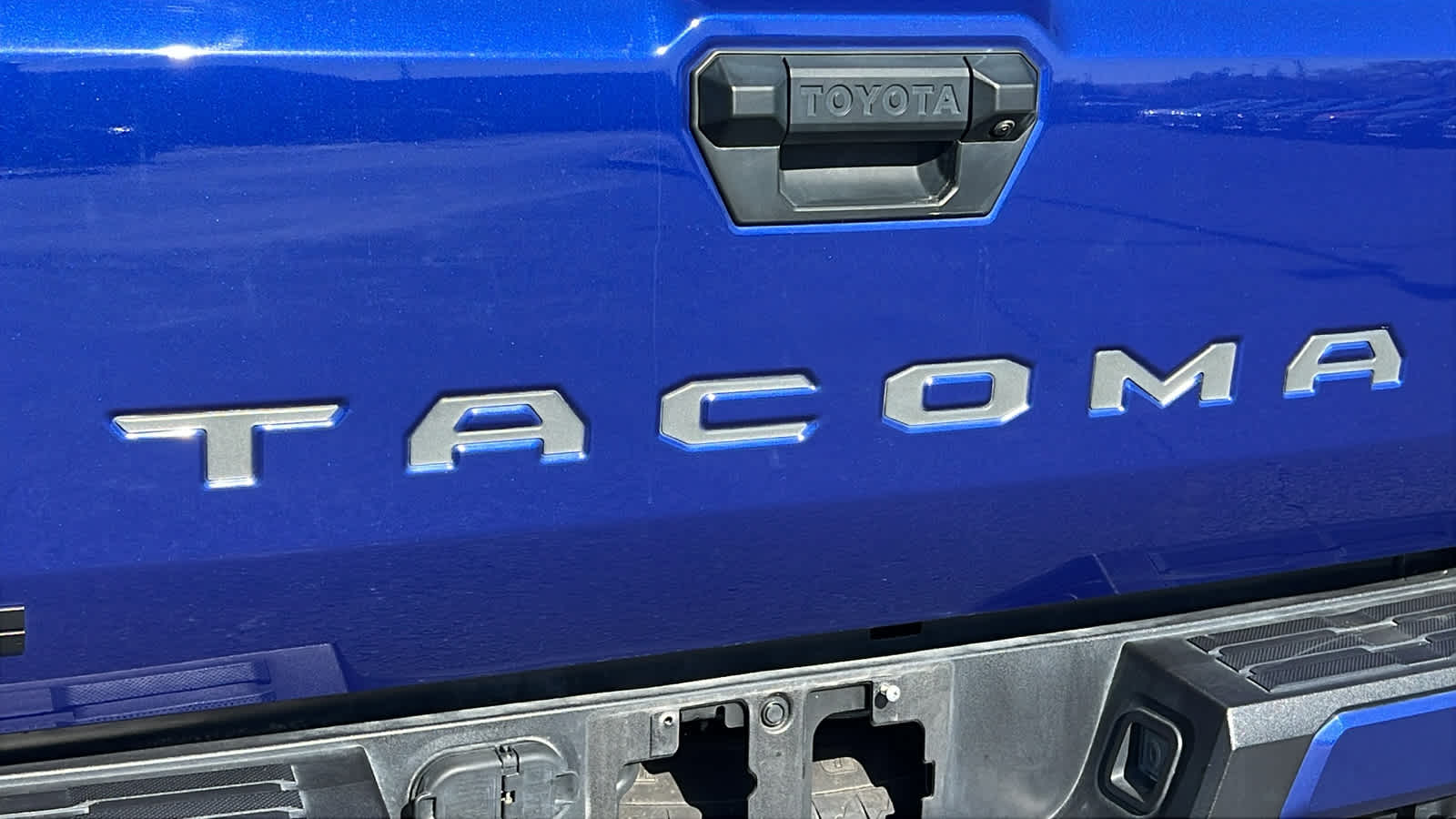 Thumbnail: 2024 Toyota Tacoma - 27
