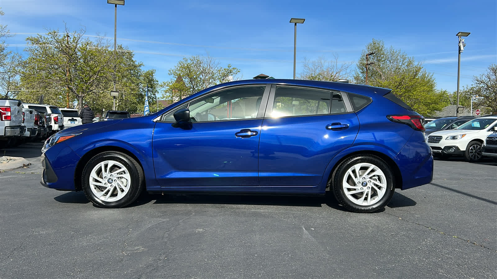 Thumbnail: 2025 Subaru Impreza - 9