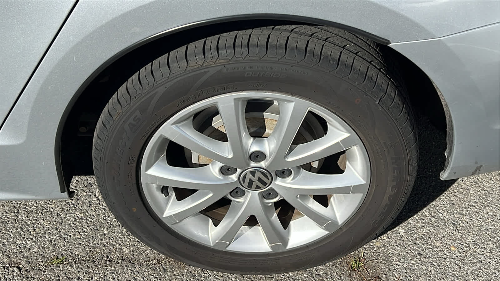 Thumbnail: 2012 Volkswagen Jetta - 18