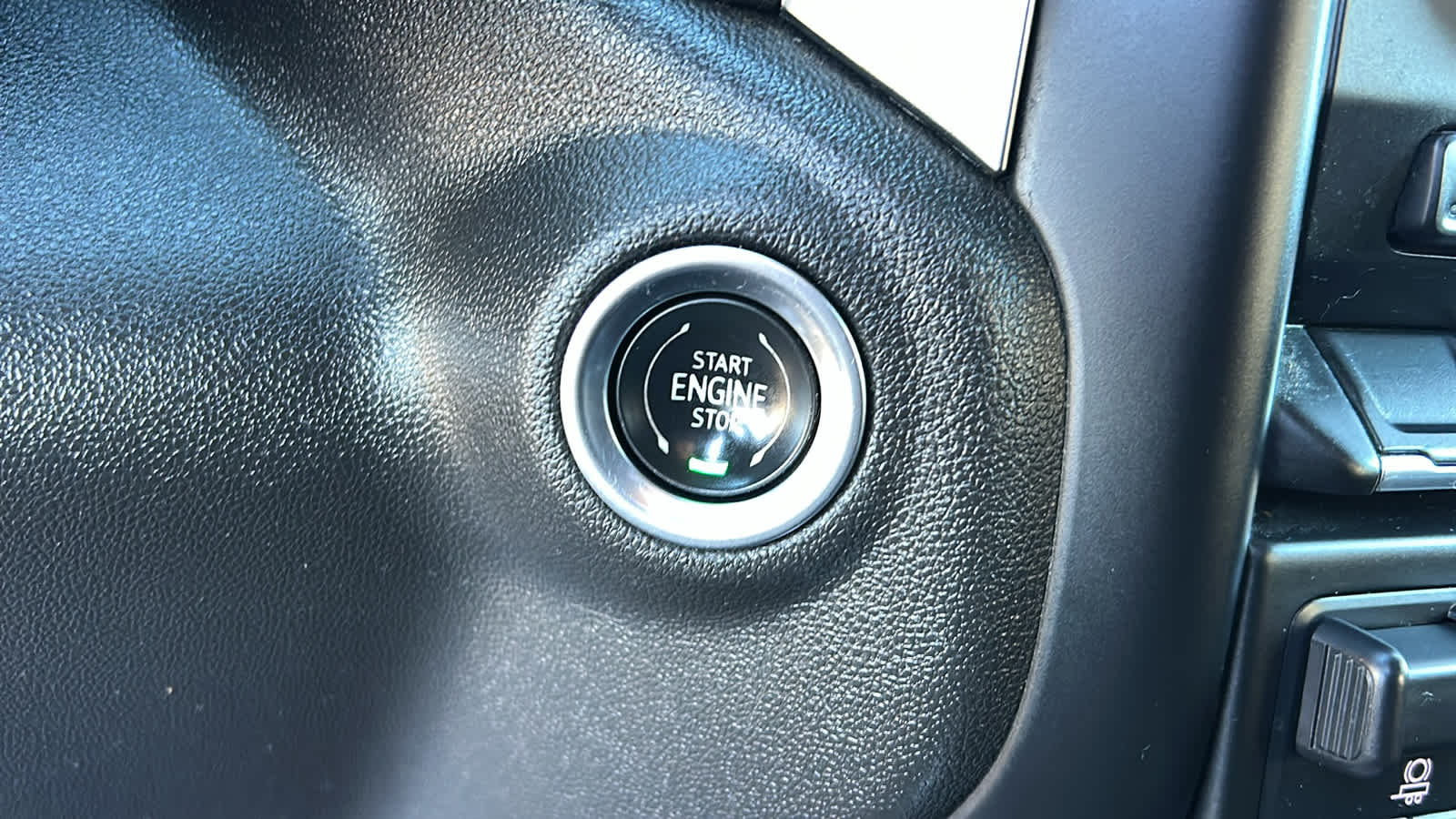 Thumbnail: 2021 Chevrolet Silverado 1500 - 16